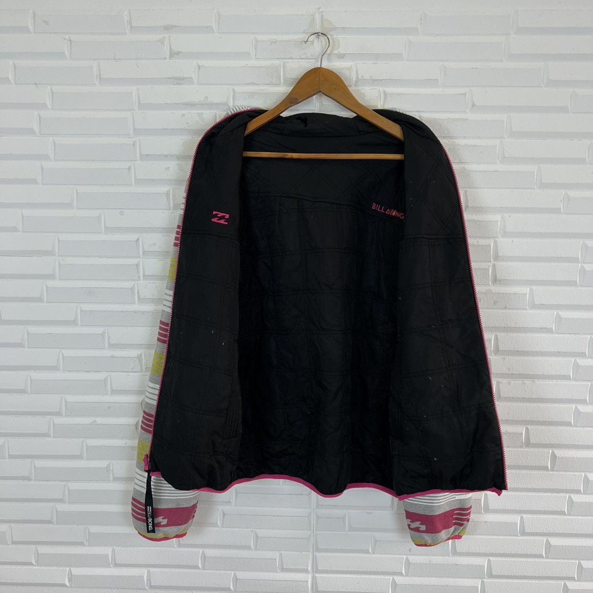Japanese Brand VERY RARE HOODIE ZIPPER REVERSIBLE JACKET BILLABONG Size US L / EU 52-54 / 3 - 10 Thumbnail