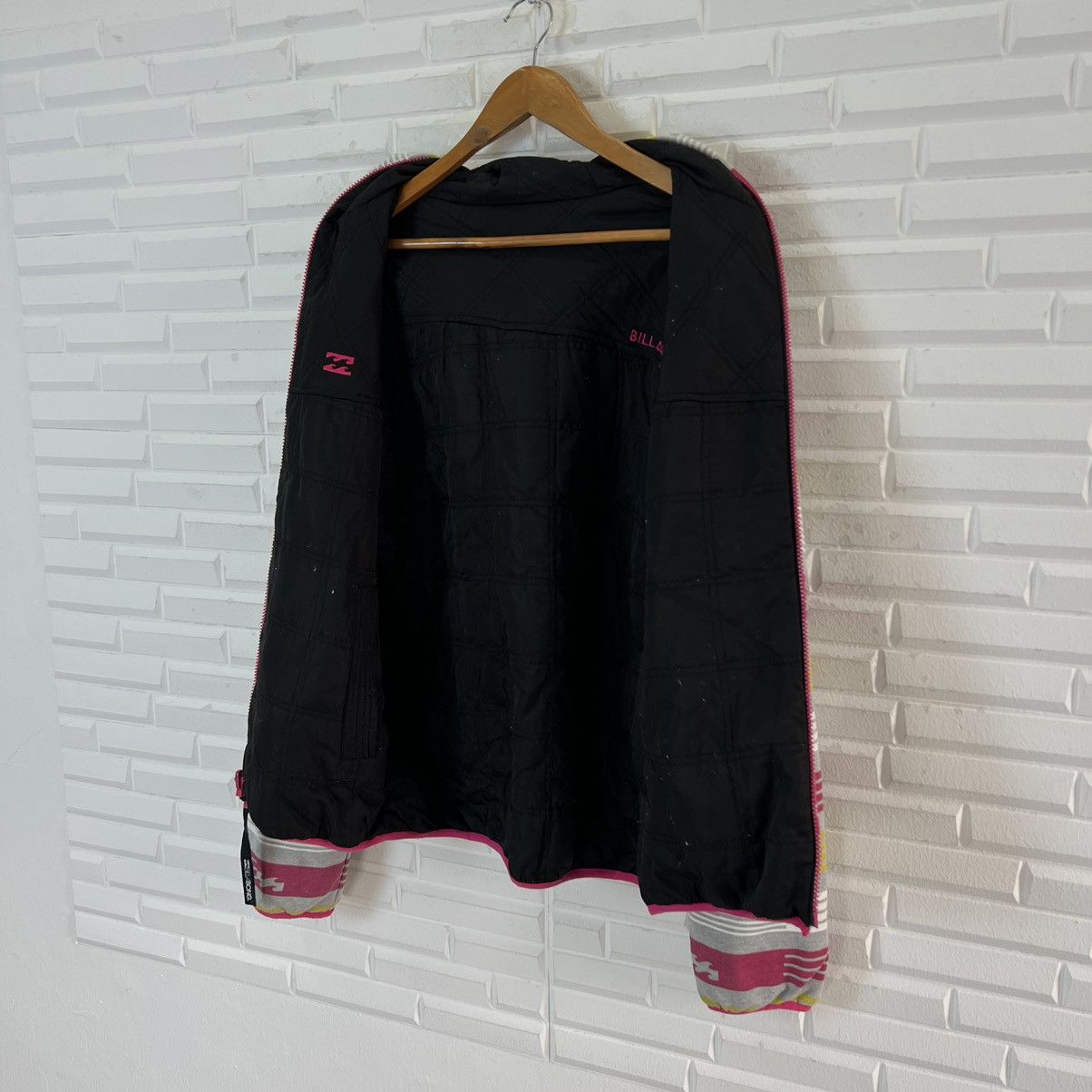 Japanese Brand VERY RARE HOODIE ZIPPER REVERSIBLE JACKET BILLABONG Size US L / EU 52-54 / 3 - 11 Thumbnail