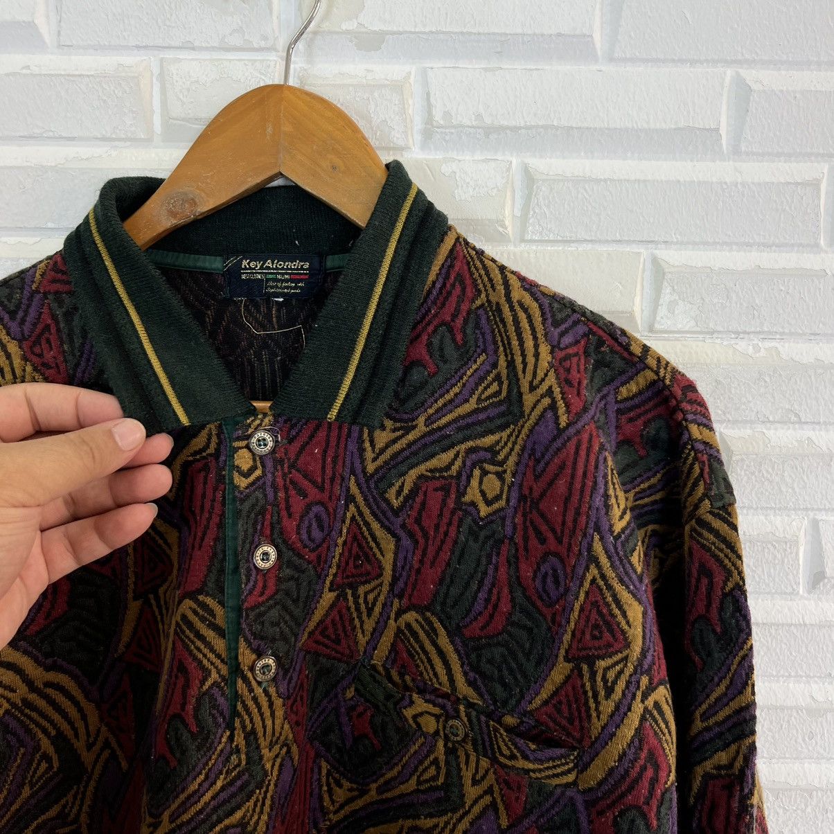 Japanese Brand VINTAGE KEY ALONDRA COLLAR SWEATSHIRT NAVAJO DESIGN Size US M / EU 48-50 / 2 - 7 Thumbnail