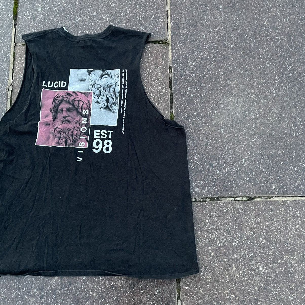Vintage Vintage Y2K Graphic Tee Religious Imagery Streetwear Boxy XL Size US XL / EU 56 / 4 - 3 Thumbnail