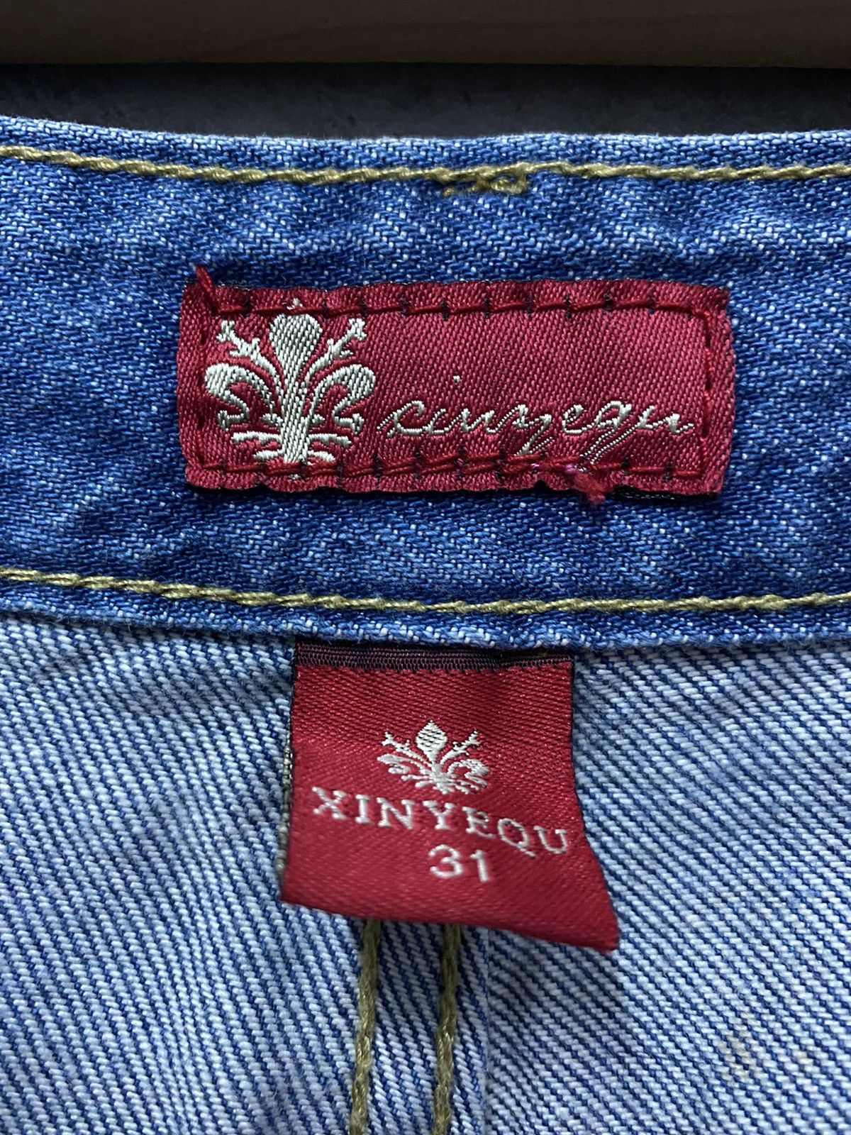 Japanese Brand Vintage Xinyequ Japan Embroidery Art Denim Pants Size US 32 / EU 48 - 13 Thumbnail