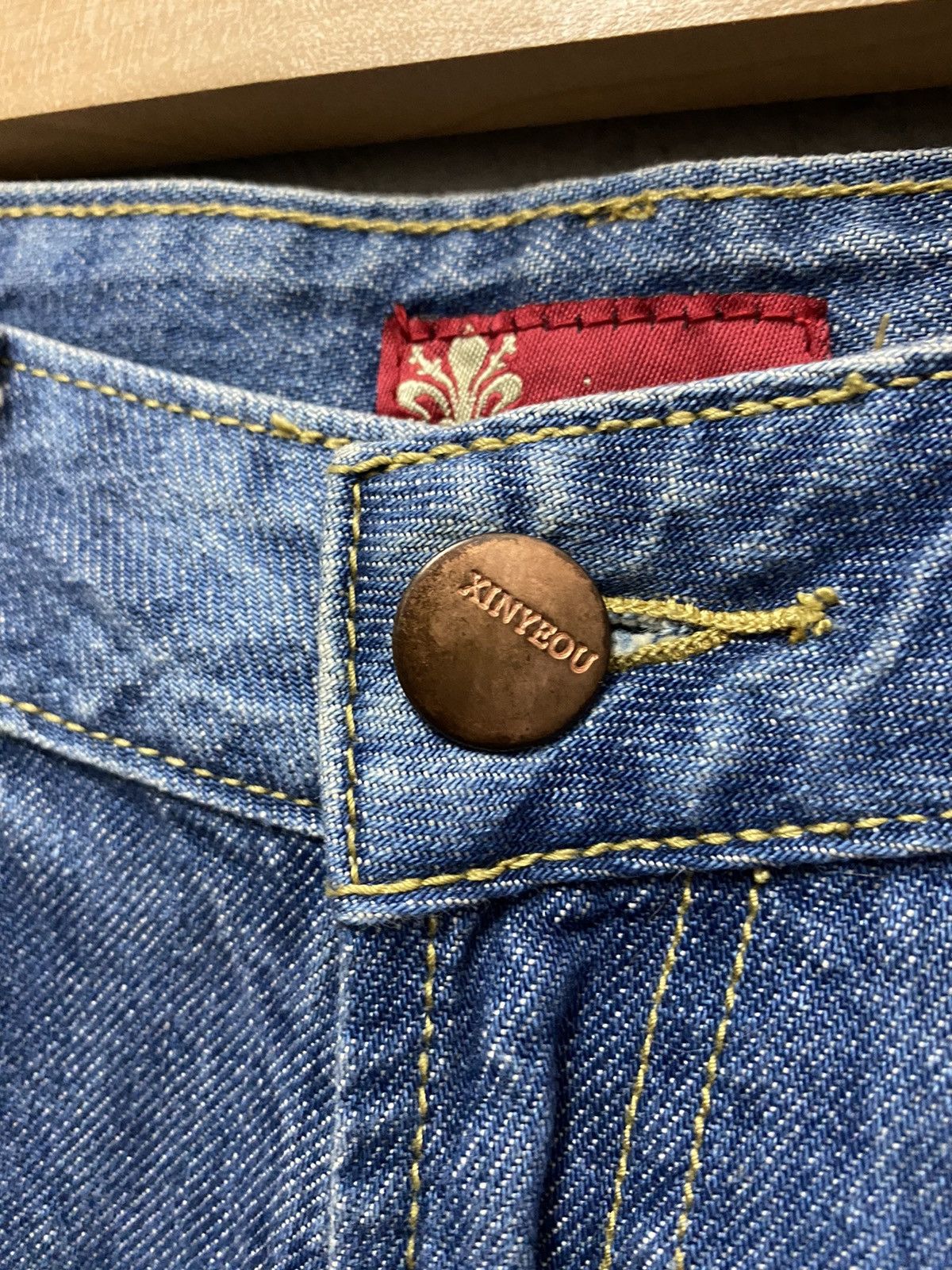 Japanese Brand Vintage Xinyequ Japan Embroidery Art Denim Pants Size US 32 / EU 48 - 12 Thumbnail