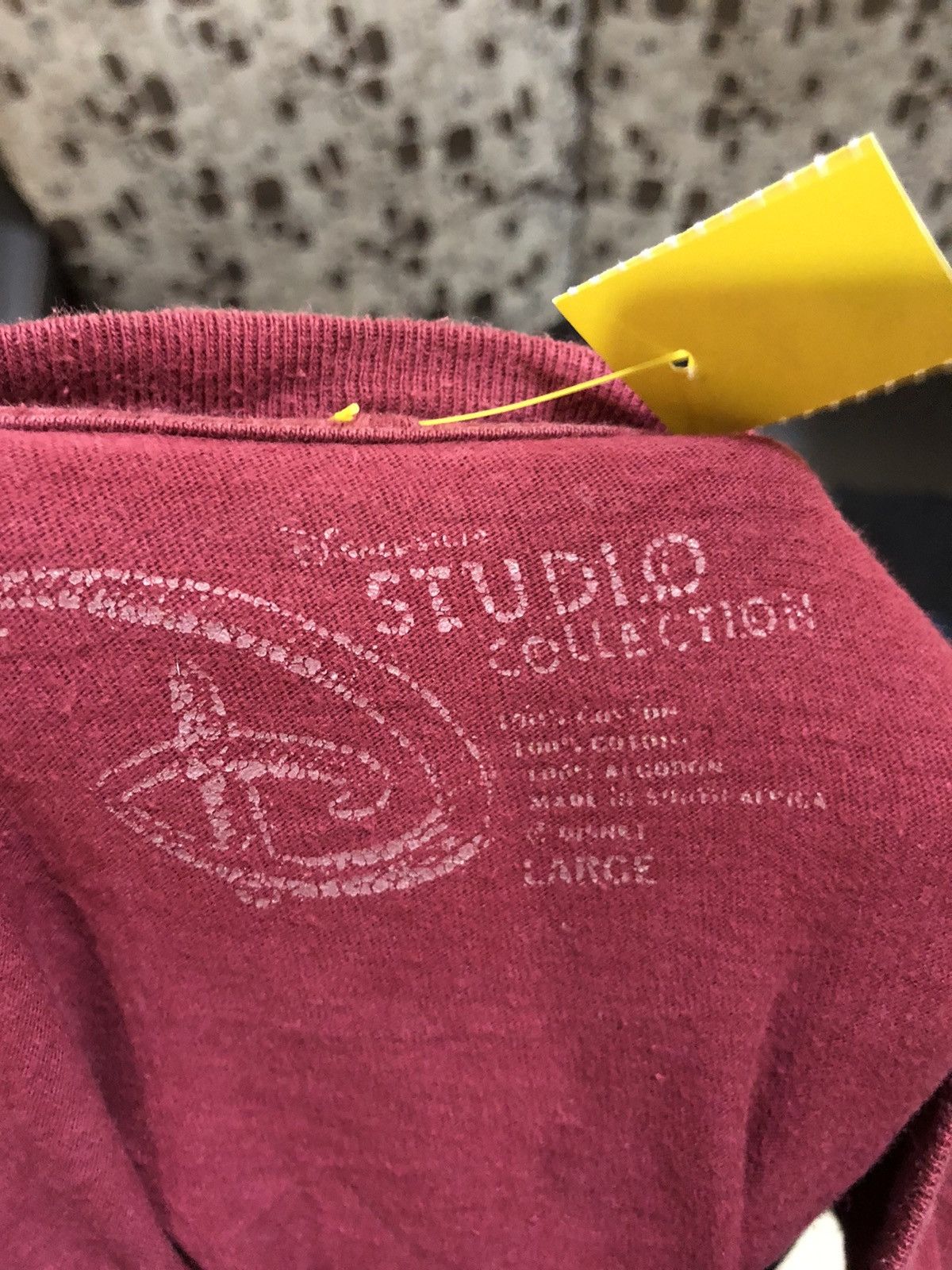 Disney × Mickey Mouse × Vintage Donald Duck X Mickey Disneyland Studio Collection size L Size US L / EU 52-54 / 3 - 4 Thumbnail