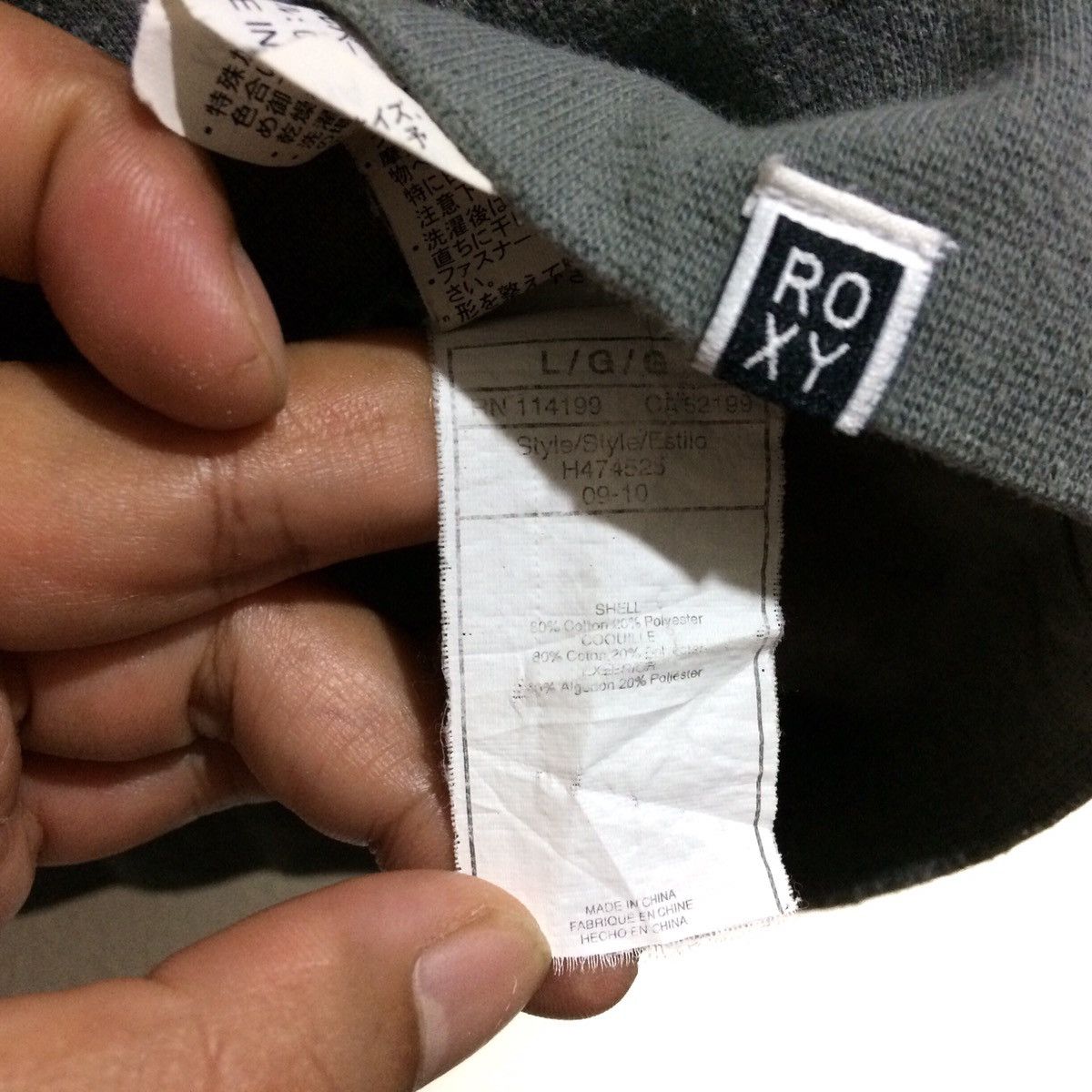 Quiksilver since 1990 Roxy By Quiksilver Japan Zipper Sweater Size US M / EU 48-50 / 2 - 4 Thumbnail