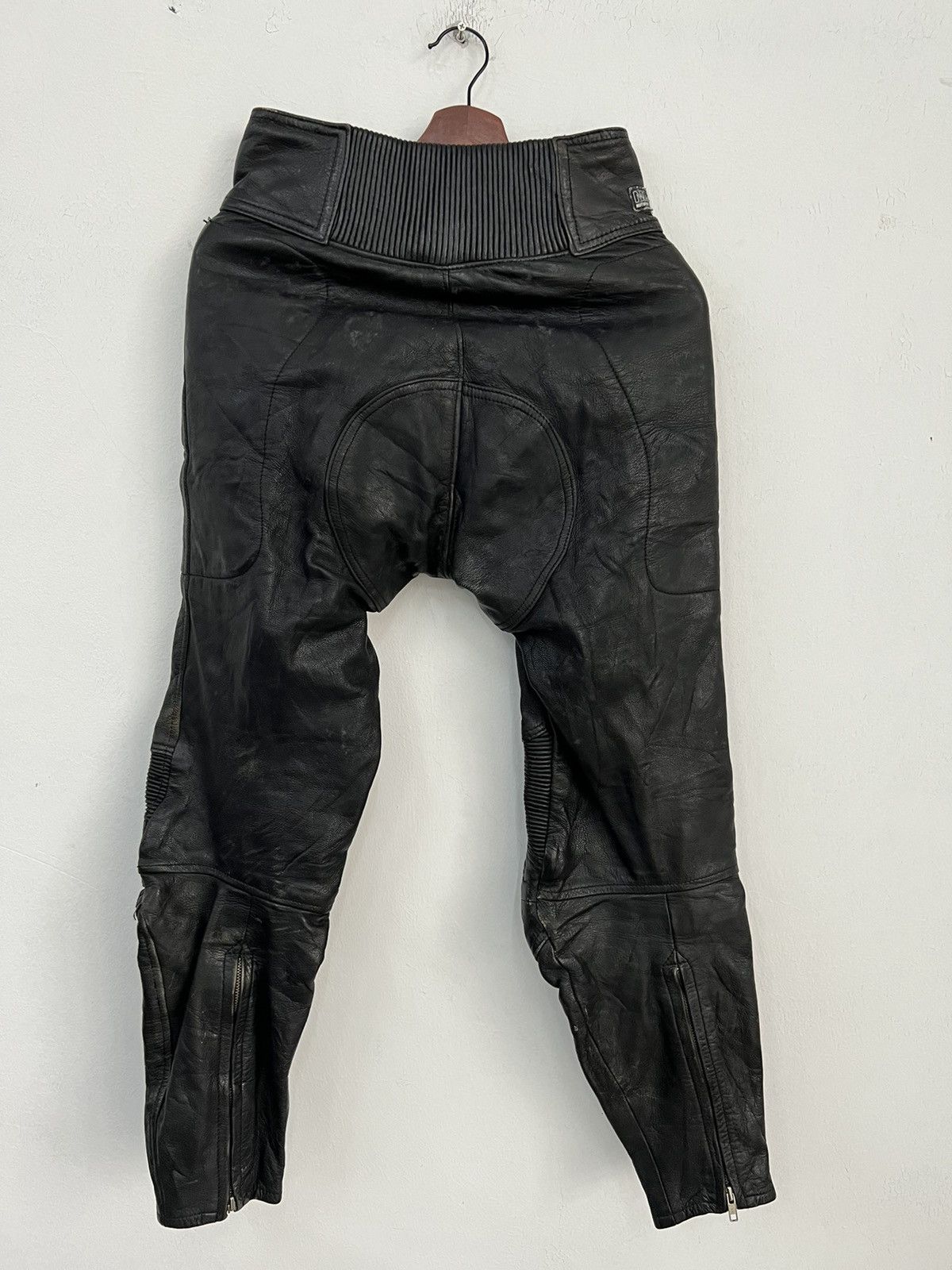 Genuine Leather Nankai Motorcycle Top Fashion Leader Leather Pants Size US 28 / EU 44 - 2 Thumbnail