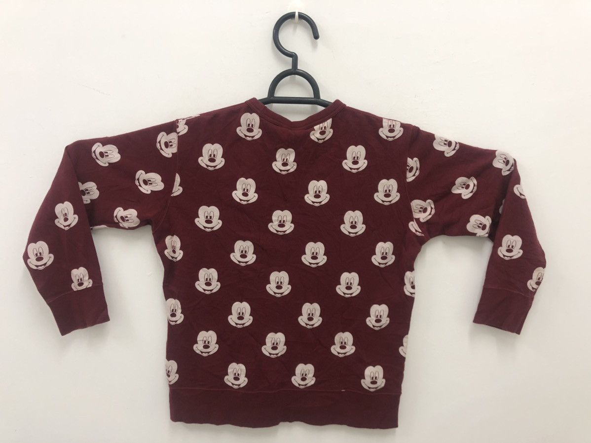 Mickey Mouse Rare Mickey Mouse Disney Uniqlo Full All Over Sweatshirt Size US L / EU 52-54 / 3 - 3 Thumbnail