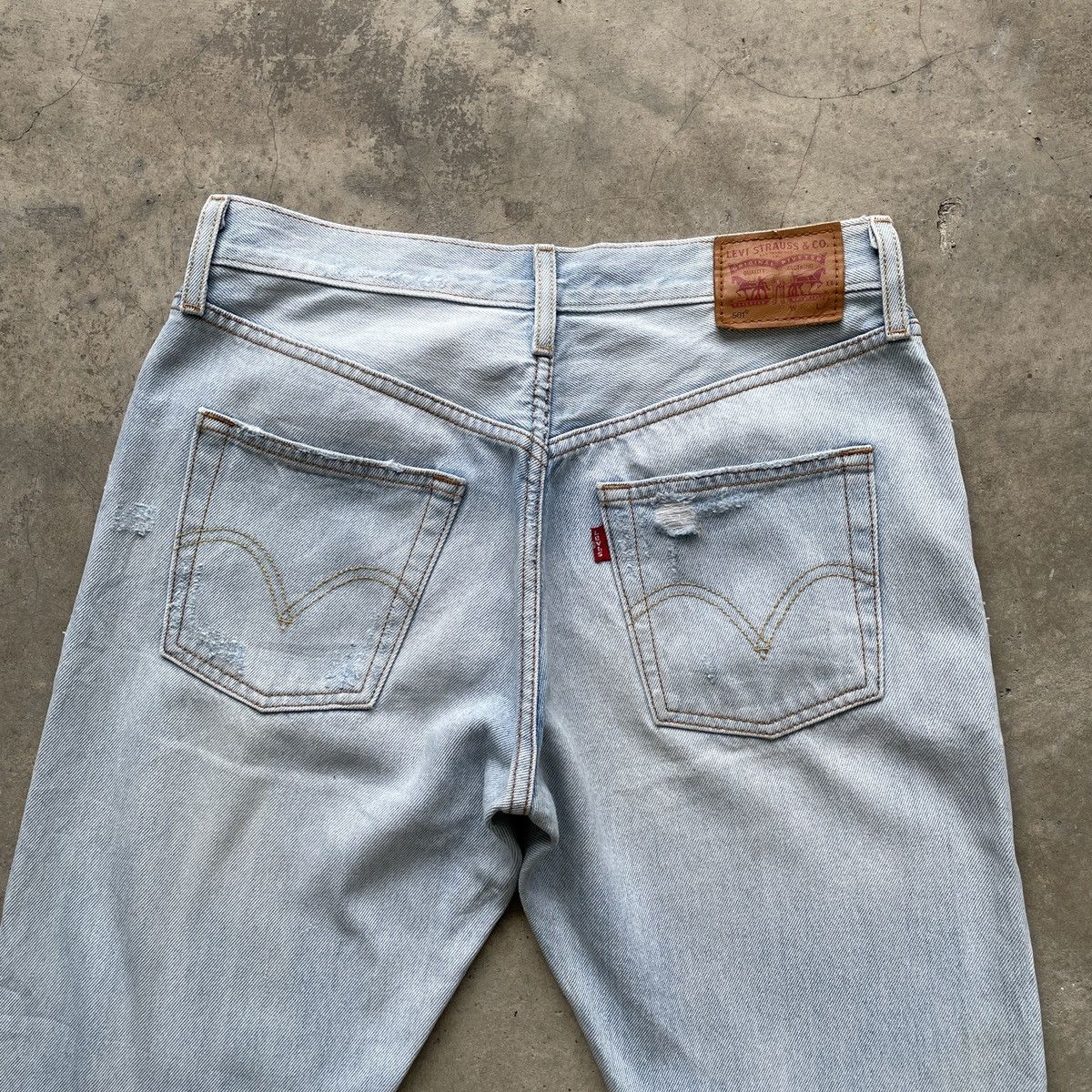 Levi's Vintage Levi’s 501 Jeans 28x26 Levi’s 501 Faded Denim Pants Size US 28 / EU 44 - 8 Thumbnail