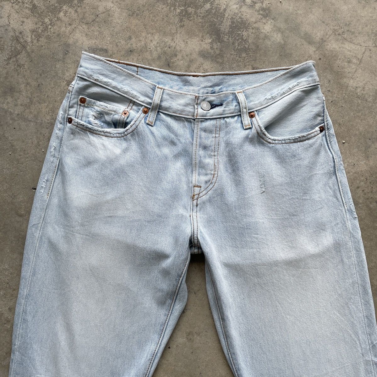Levi's Vintage Levi’s 501 Jeans 28x26 Levi’s 501 Faded Denim Pants Size US 28 / EU 44 - 2 Thumbnail