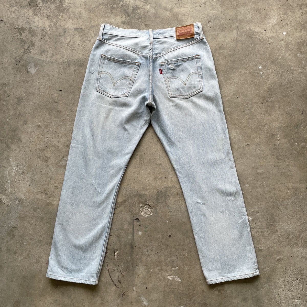 Levi's Vintage Levi’s 501 Jeans 28x26 Levi’s 501 Faded Denim Pants Size US 28 / EU 44 - 13 Thumbnail