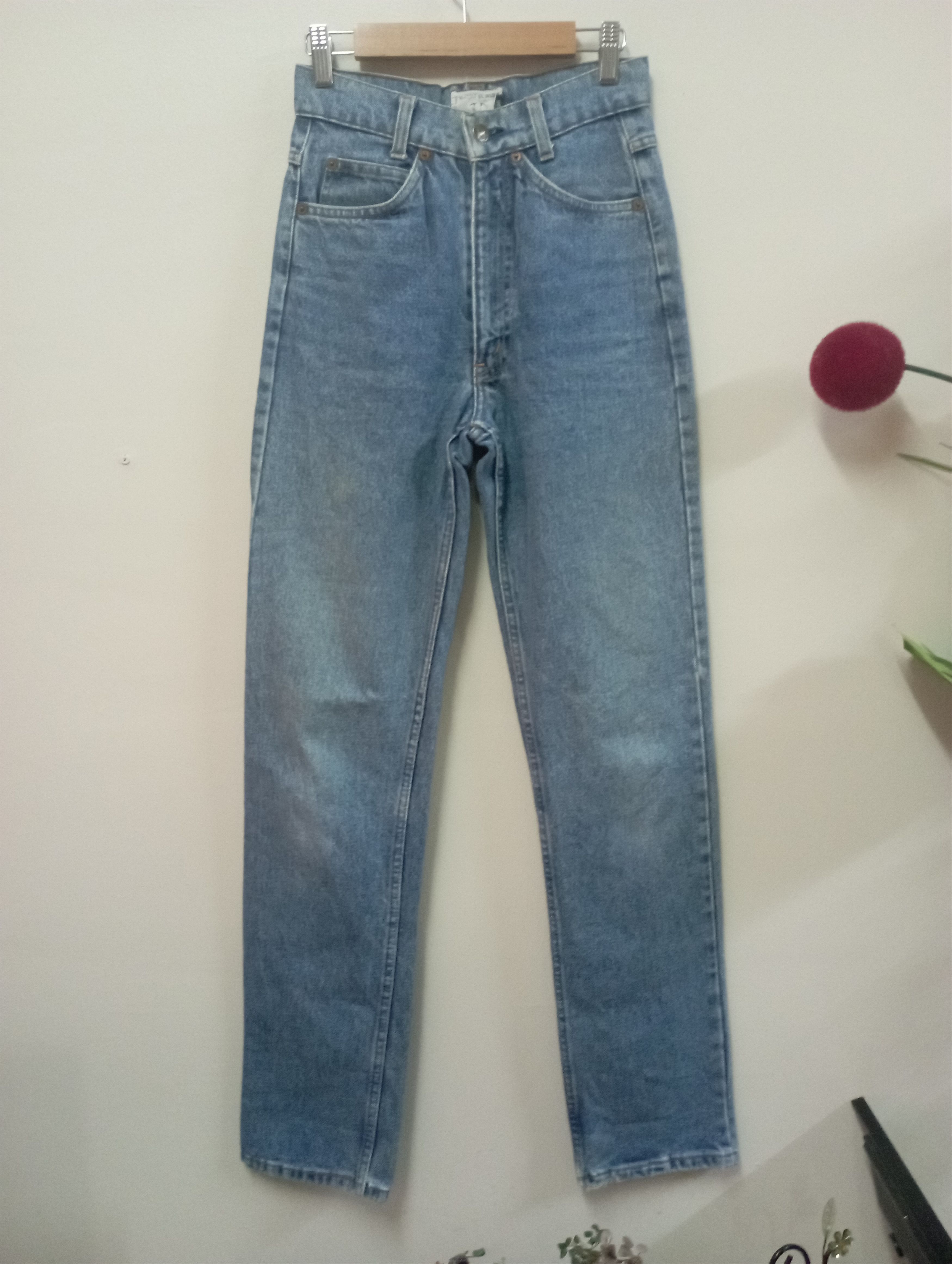 Valentino Made In Italy Valentino Garavani Jeans Luxury Designer Size US 26 / EU 42 - 1 Thumbnail