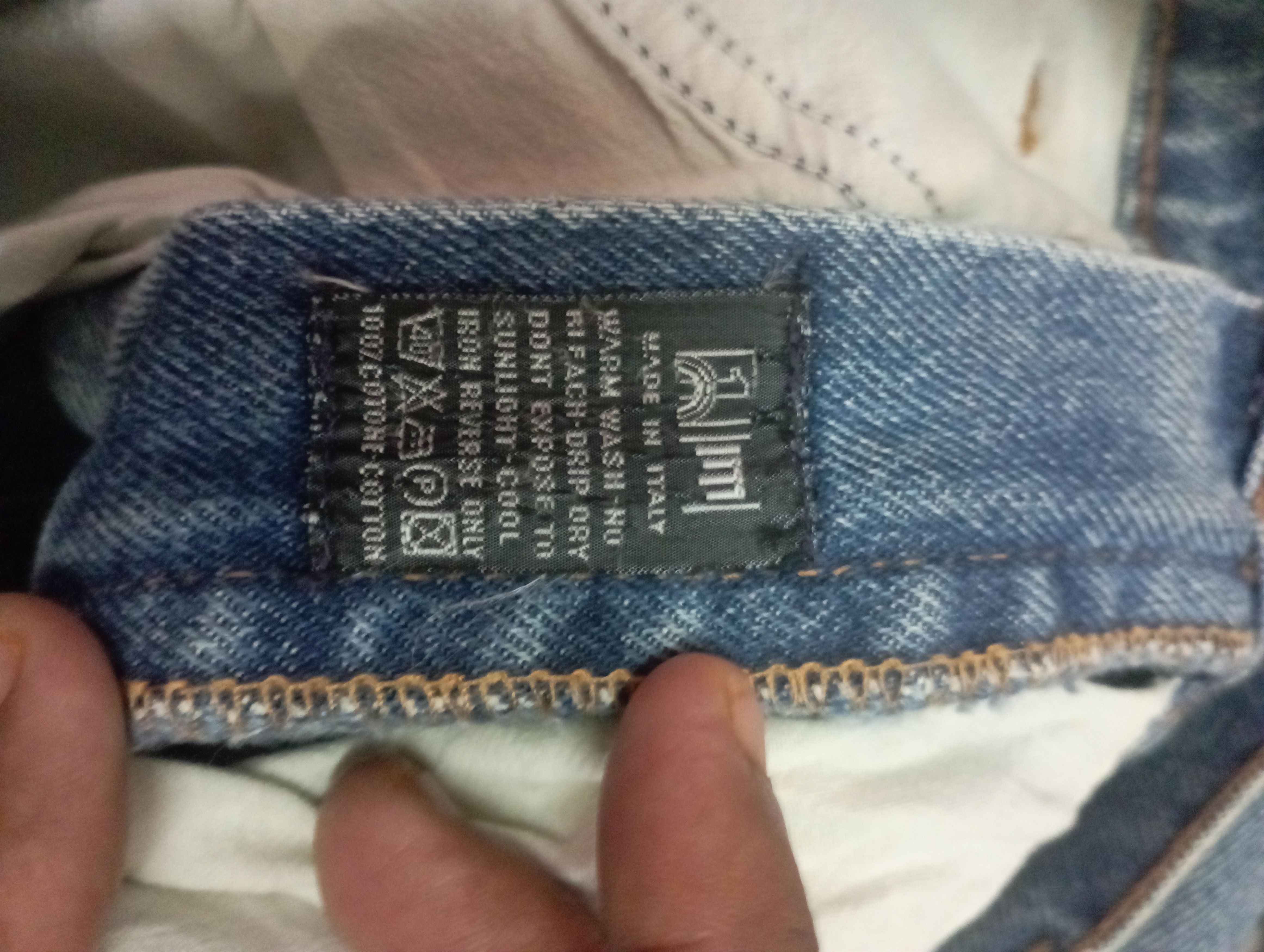 Valentino Made In Italy Valentino Garavani Jeans Luxury Designer Size US 26 / EU 42 - 19 Thumbnail