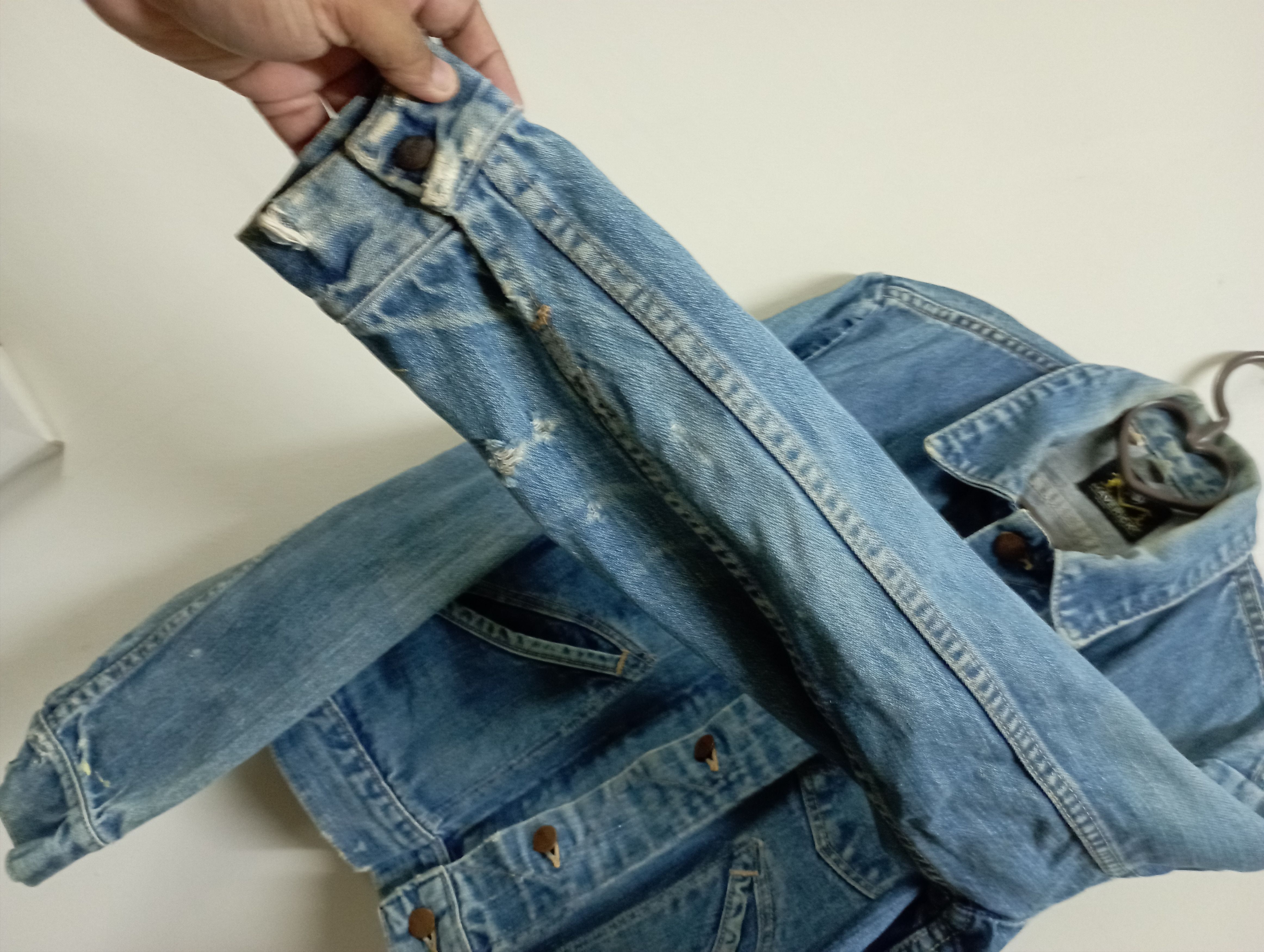Wrangler Vintage Maverick Blue Bell Made InUSA Denim Trucker Jacket Size US S / EU 44-46 / 1 - 4 Thumbnail