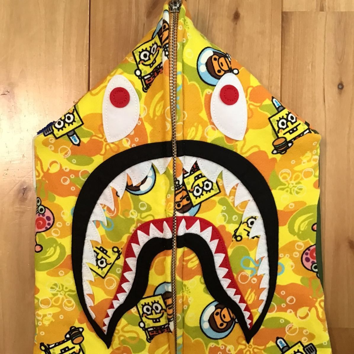 Bape × Nickelodeon BAPE × SpongeBob Milo shark full zip hoodie a bathing ape Size US L / EU 52-54 / 3 - 3 Thumbnail