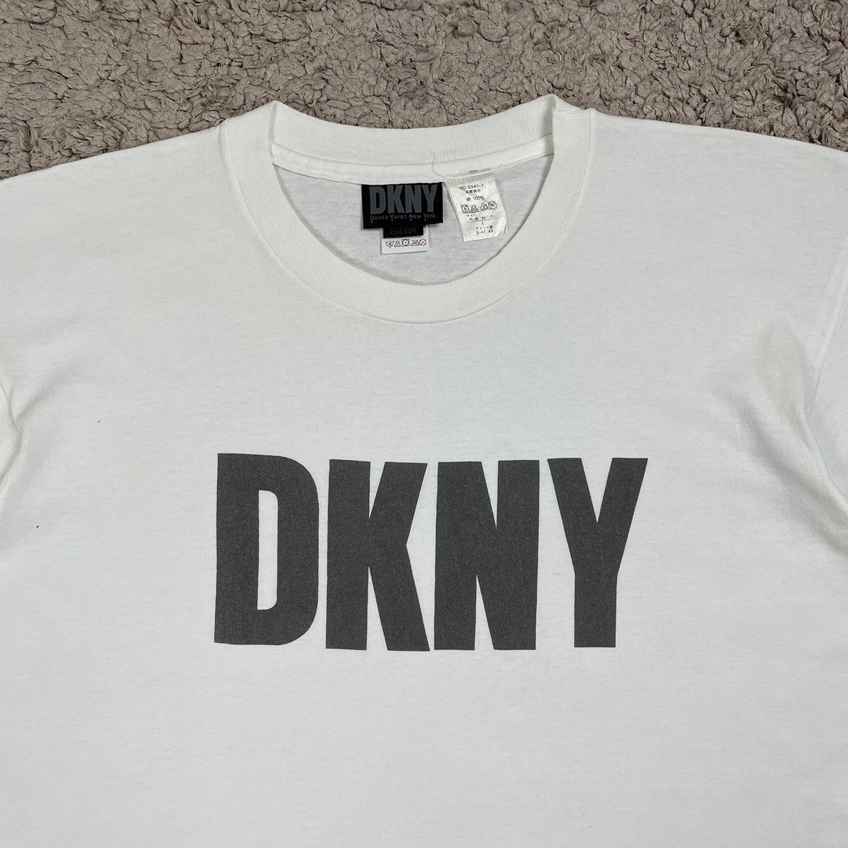 Designer Vintage DKNY Speelout T-shirt Size US M / EU 48-50 / 2 - 5 Thumbnail