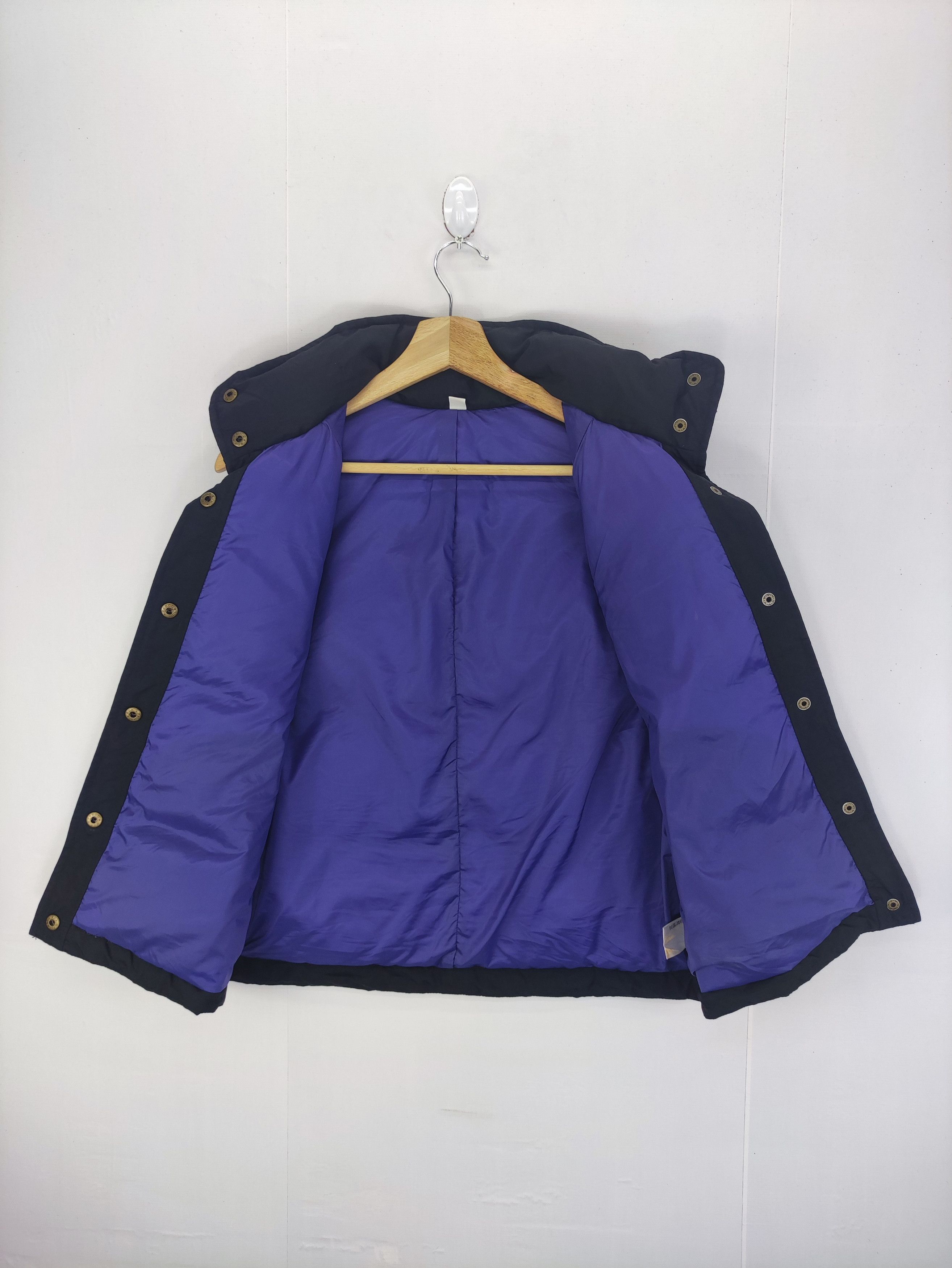 Japanese Brand Vintage Uniqlo Puffer Vest Snap Button Size US S / EU 44-46 / 1 - 3 Thumbnail
