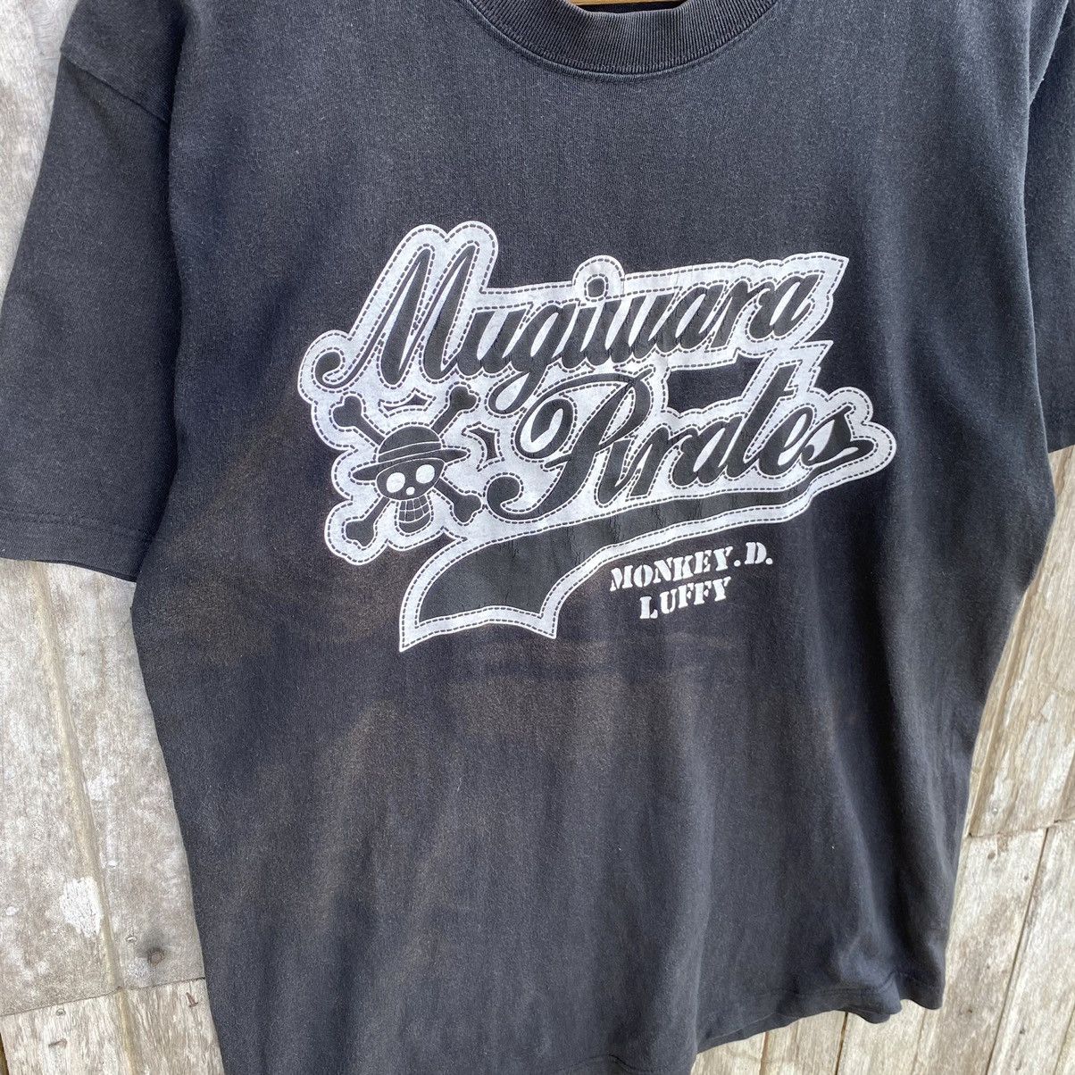 One Piece Thrashed Faded Vintage Mugiwara Pirates One Piece Anime Tee Size US L / EU 52-54 / 3 - 3 Thumbnail