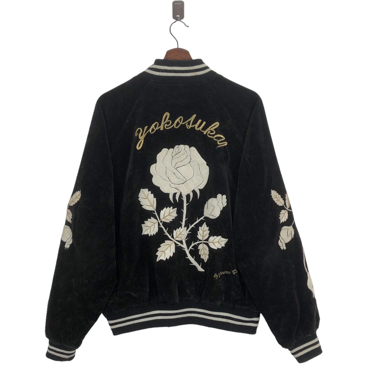 Japanese Brand VINTAGE SUKAJAN FLOWER EMBROIDERY VELVET BOMBER JACKET Size US L / EU 52-54 / 3 - 1 Thumbnail