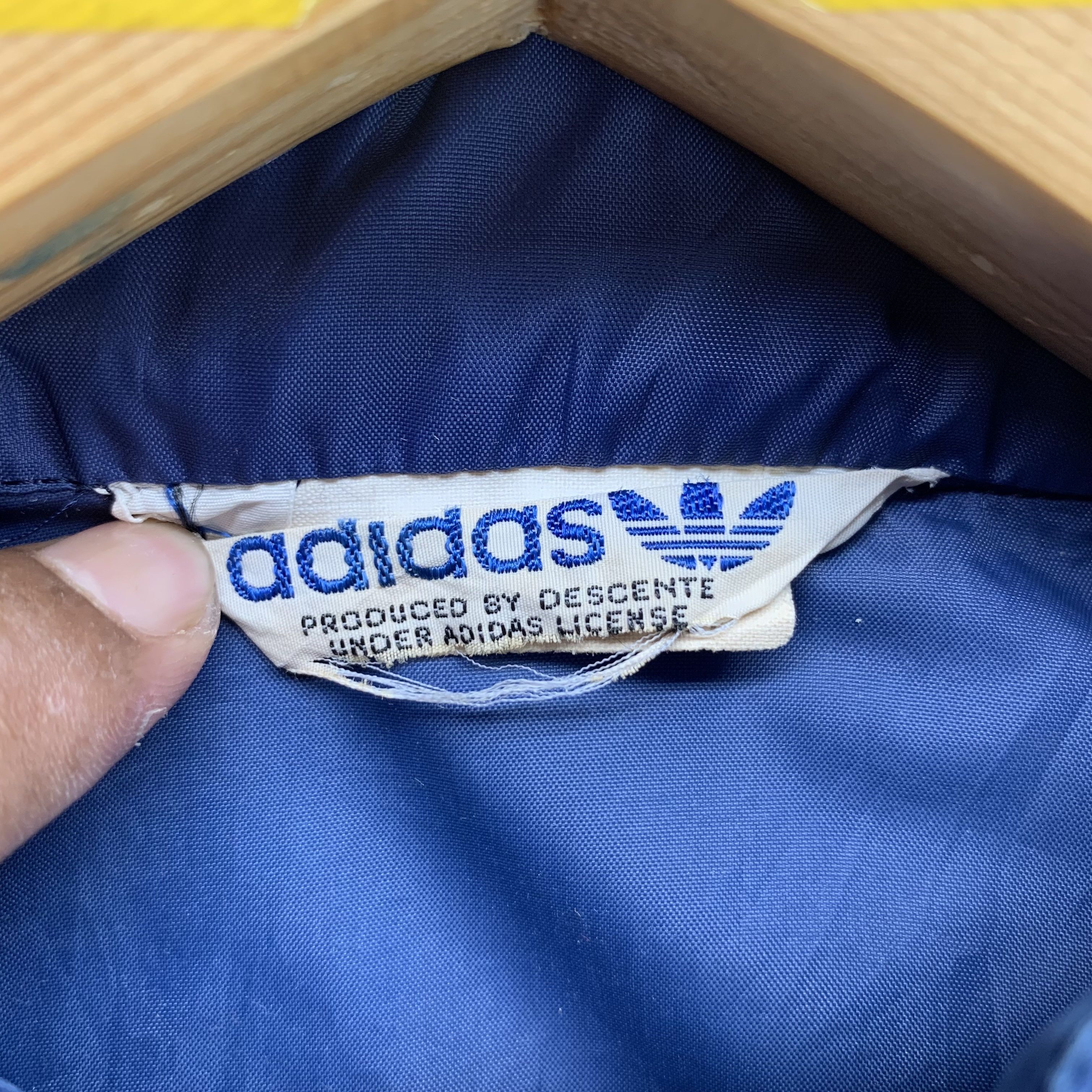 Adidas Vintage Adidas Japan Light Jacket #3336-67 Size US L / EU 52-54 / 3 - 6 Thumbnail