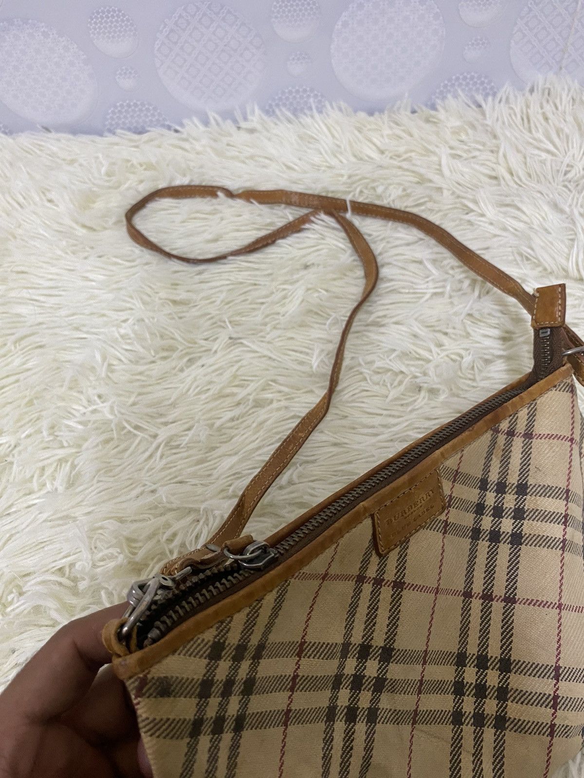 Burberry × Vintage Vintage Burberry Canvas Baguette Luxury Bag Size ONE SIZE - 3 Thumbnail