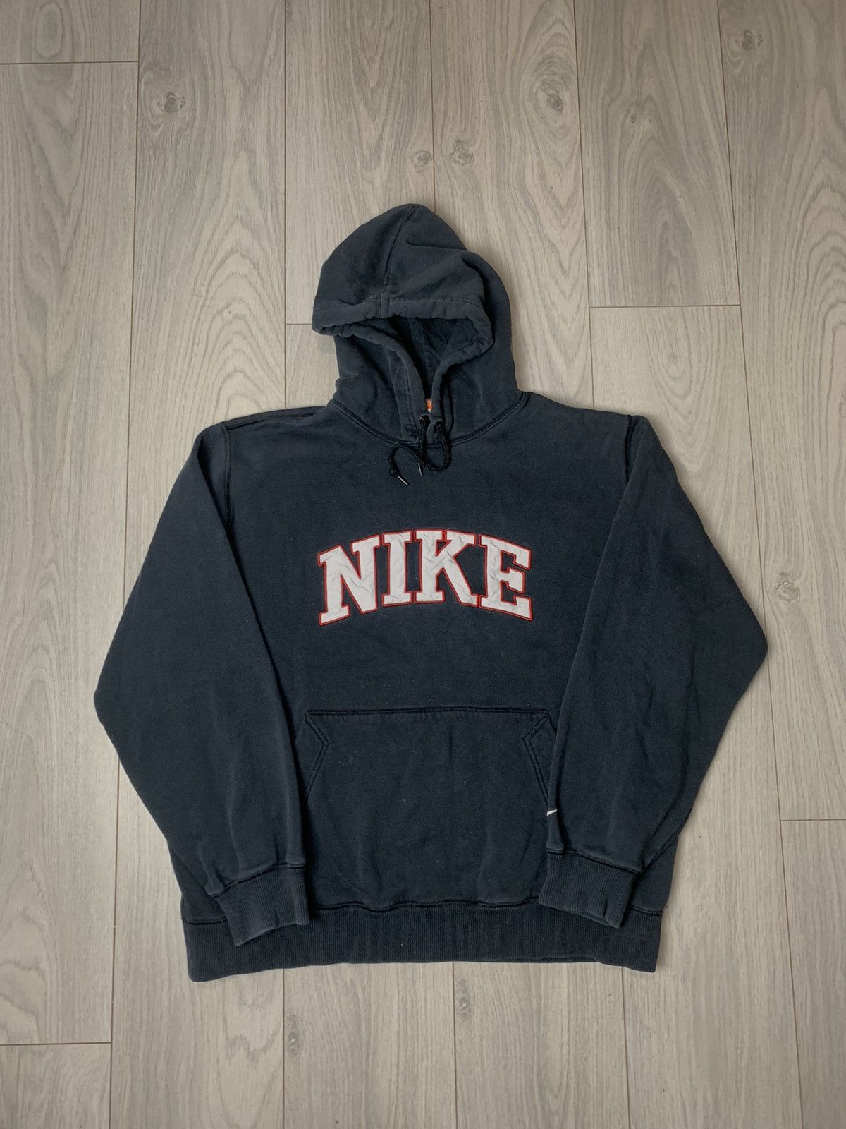 Nike × Vintage Vintage Nike Y2K With Centre Logo Size US XL / EU 56 / 4 - 1 Thumbnail