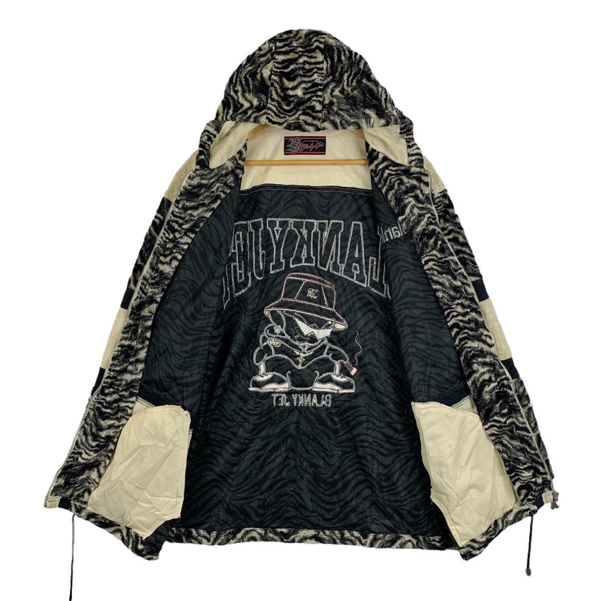 Japanese Brand BLANKY JET Japanese Tiger Stripes Coduroy Hoodie Jacket Size US L / EU 52-54 / 3 - 3 Thumbnail