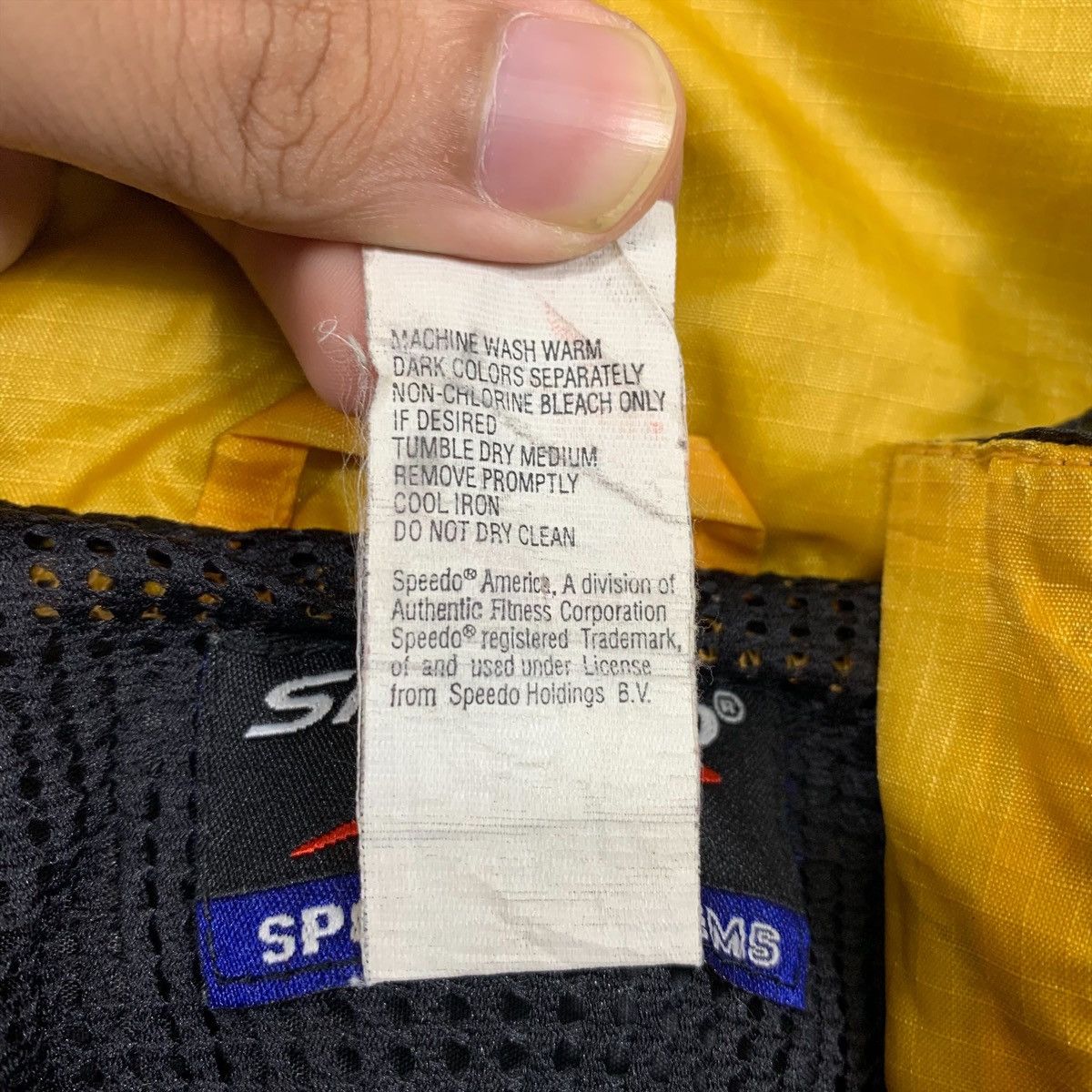 Speedo × Vintage Vintage SPEEDO Sportswear Zipper Windbreaker Light Jacket Size US S / EU 44-46 / 1 - 8 Thumbnail