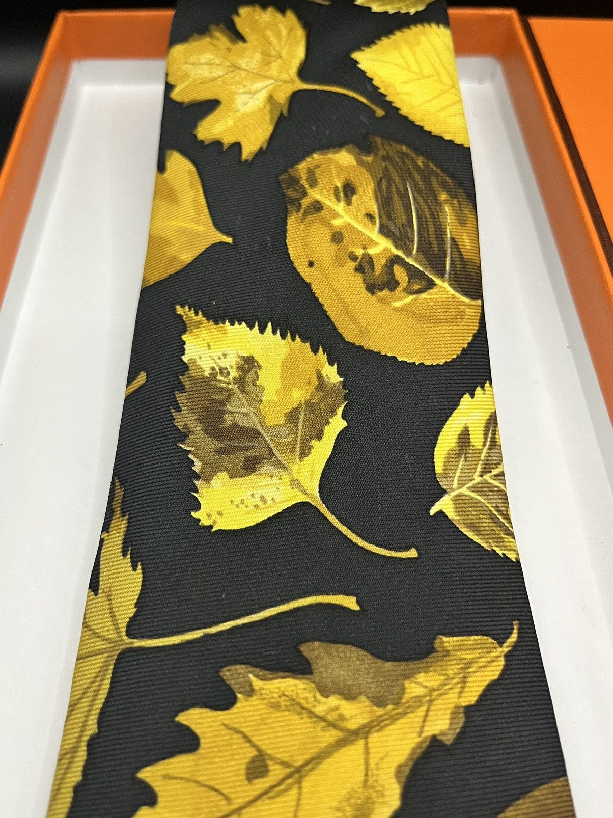 Hermes Hand Painted Hermes Tie Size ONE SIZE - 3 Thumbnail