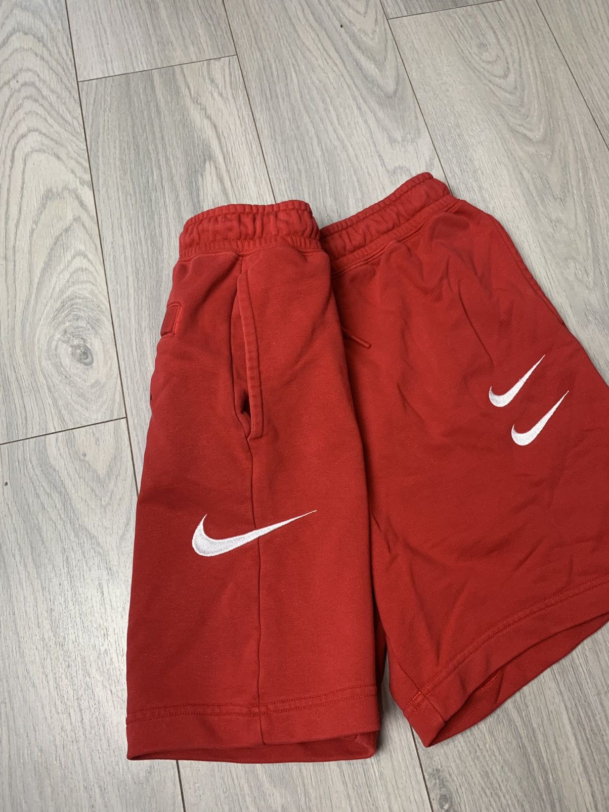 Nike Nike Shorts With Swooshes Y2K Size US 34 / EU 50 - 3 Thumbnail