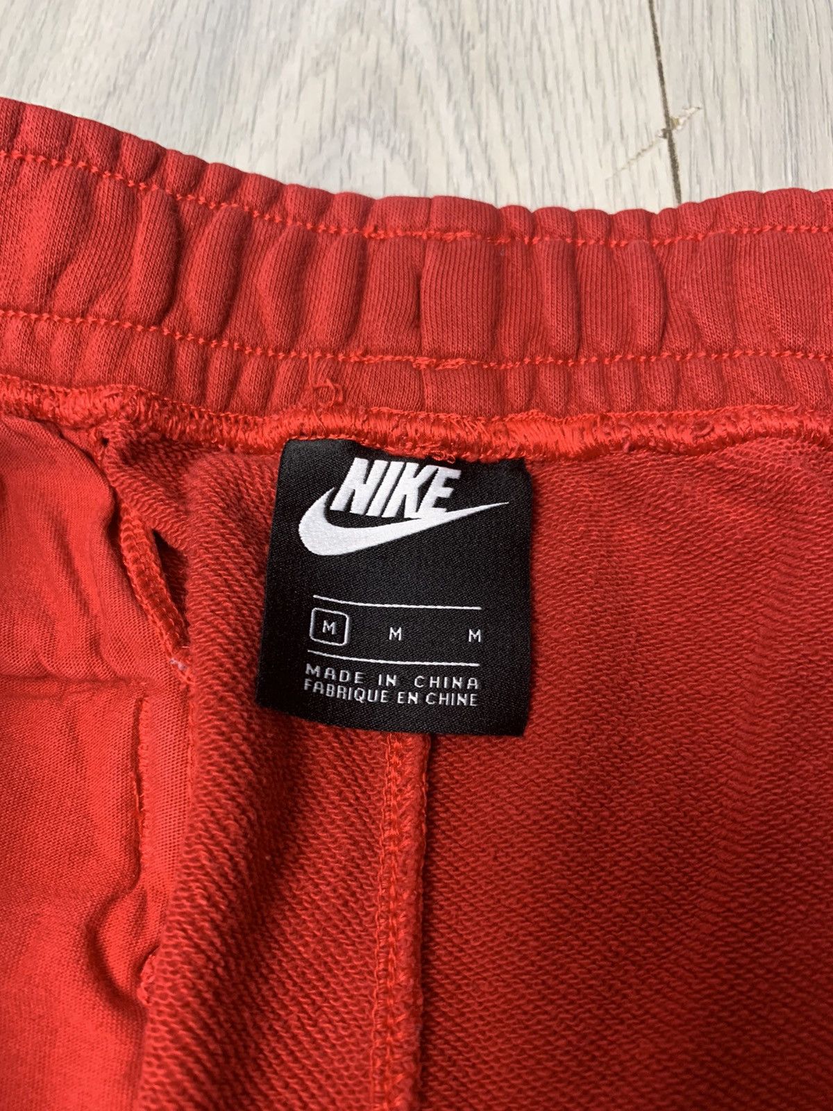 Nike Nike Shorts With Swooshes Y2K Size US 34 / EU 50 - 5 Thumbnail
