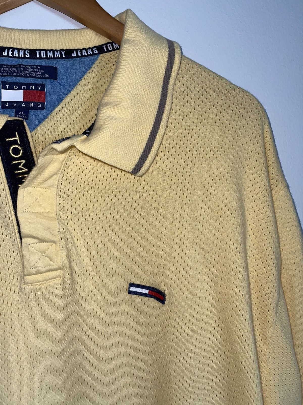 Tommy Hilfiger Vintage Tommy Hilfiger Perforated Shirt Size US XL / EU 56 / 4 - 3 Thumbnail