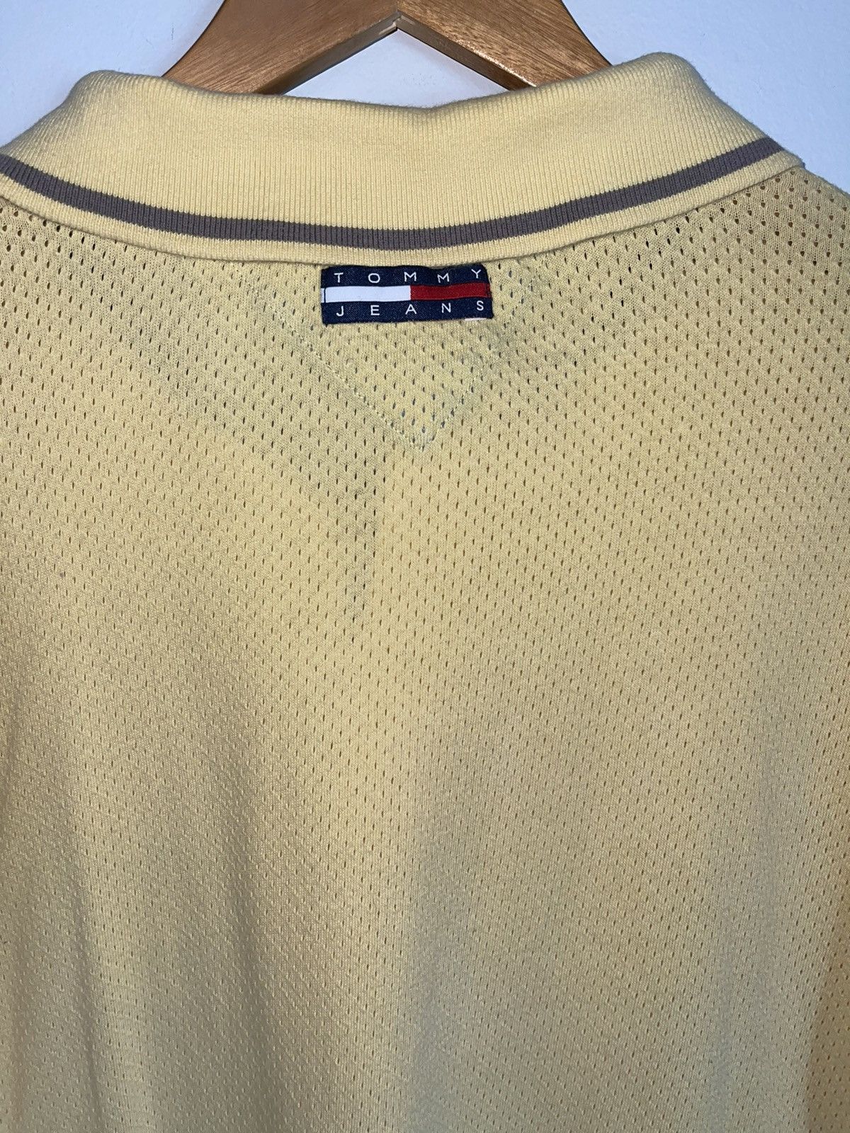 Tommy Hilfiger Vintage Tommy Hilfiger Perforated Shirt Size US XL / EU 56 / 4 - 7 Thumbnail