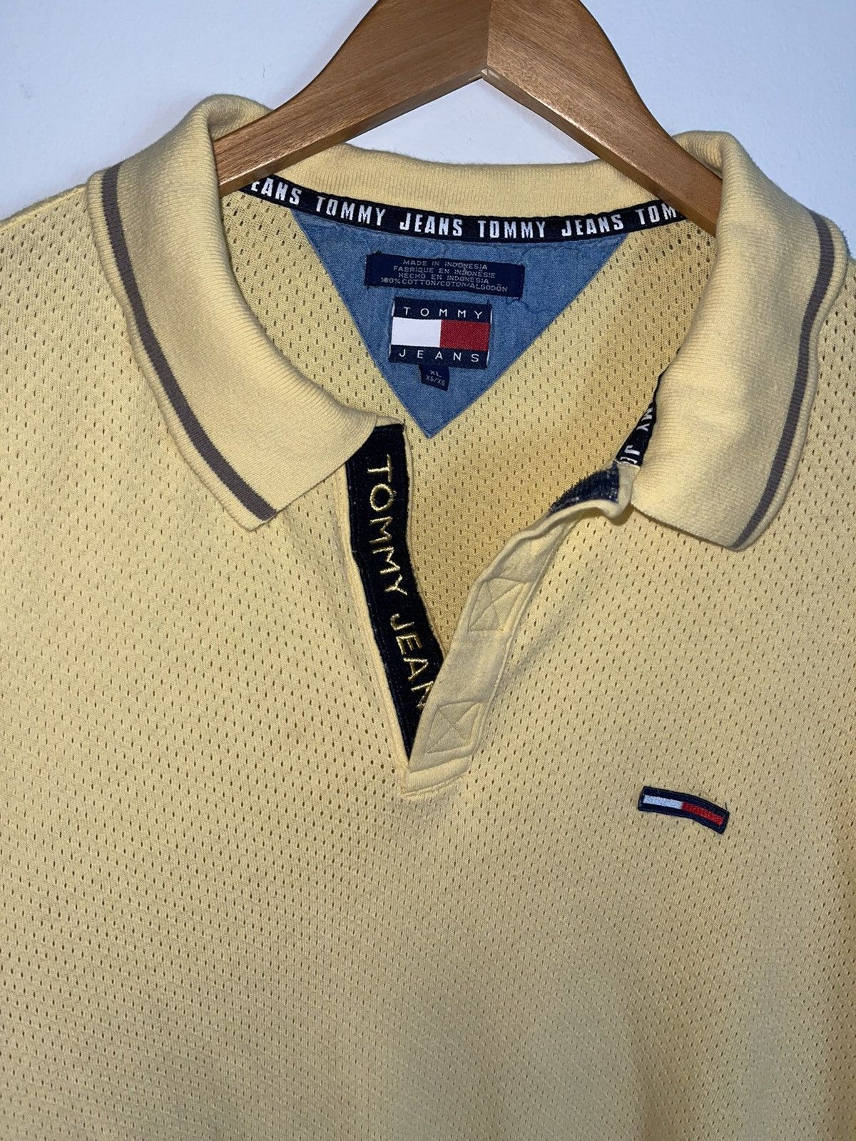 Tommy Hilfiger Vintage Tommy Hilfiger Perforated Shirt Size US XL / EU 56 / 4 - 4 Thumbnail