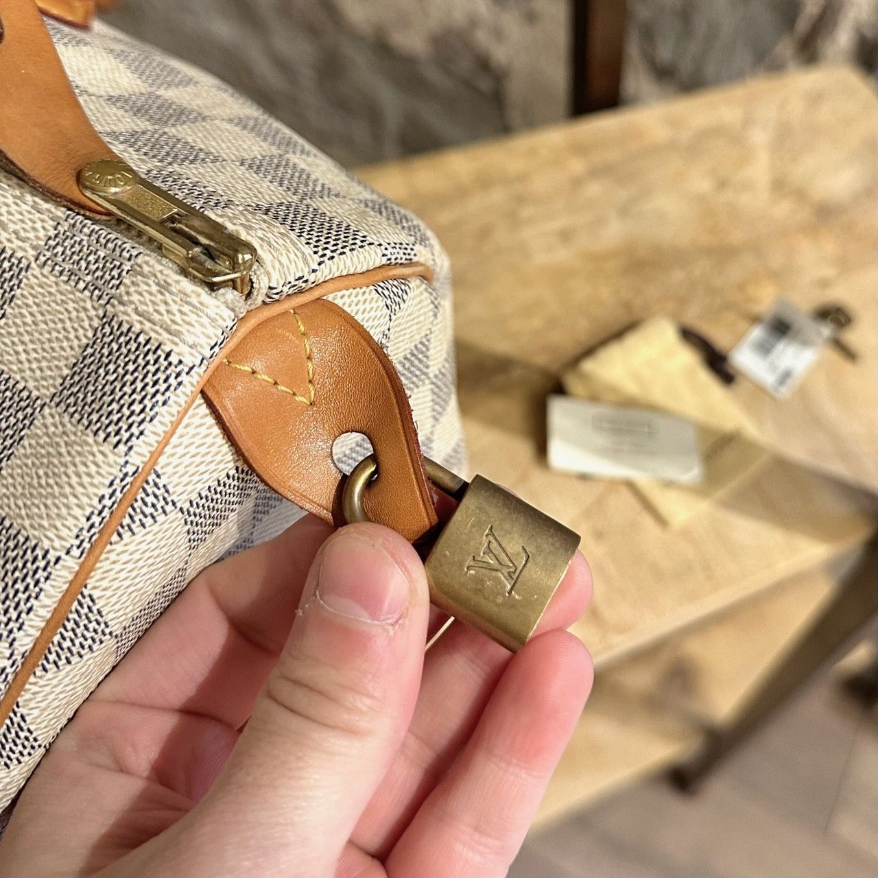Louis Vuitton Louis Vuitton Damier Azur Speedy 35 Bag Size ONE SIZE - 13 Thumbnail