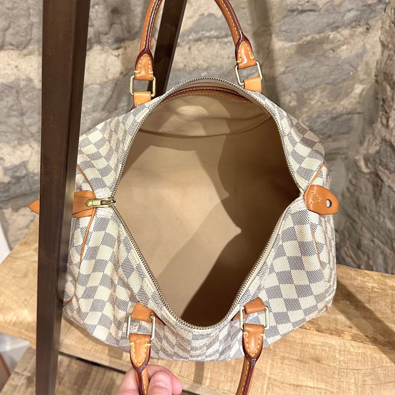 Louis Vuitton Louis Vuitton Damier Azur Speedy 35 Bag Size ONE SIZE - 17 Thumbnail