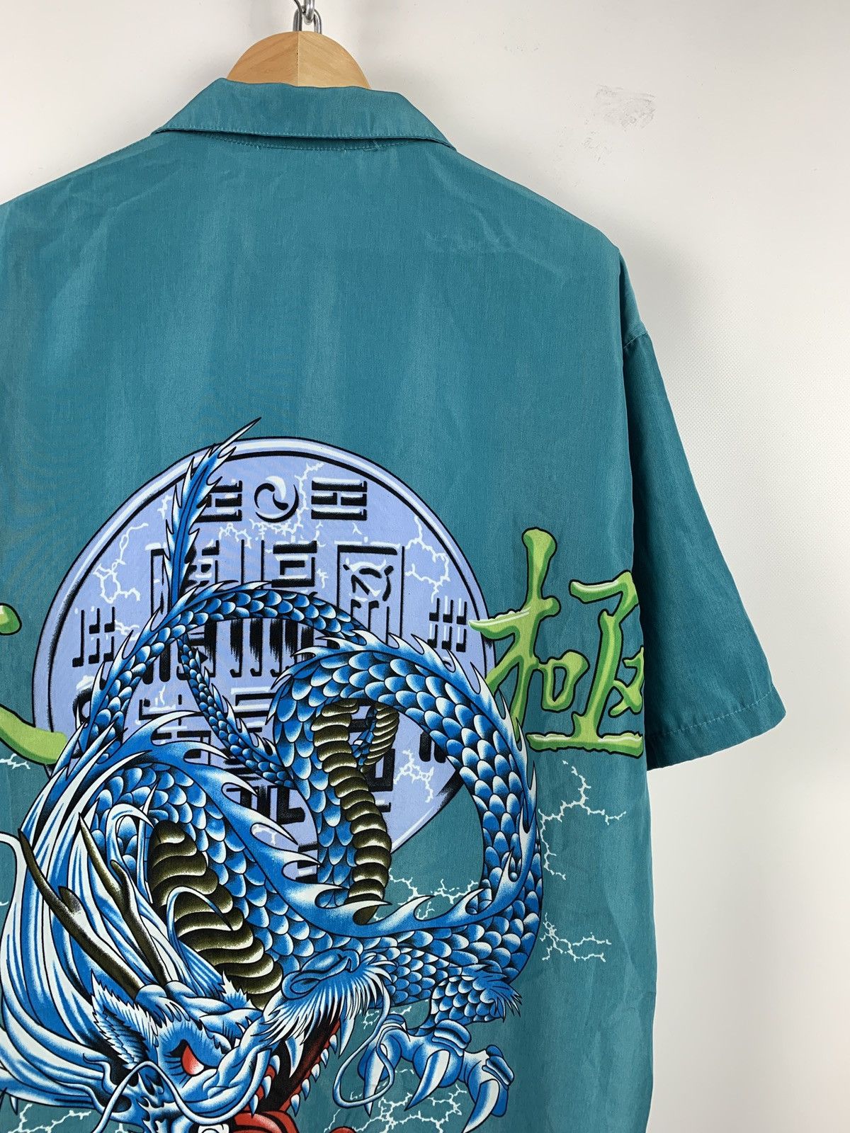 Japanese Brand Vintage Japanese Dragon Crazy Hawaiian Shirt Size US XL / EU 56 / 4 - 9 Thumbnail