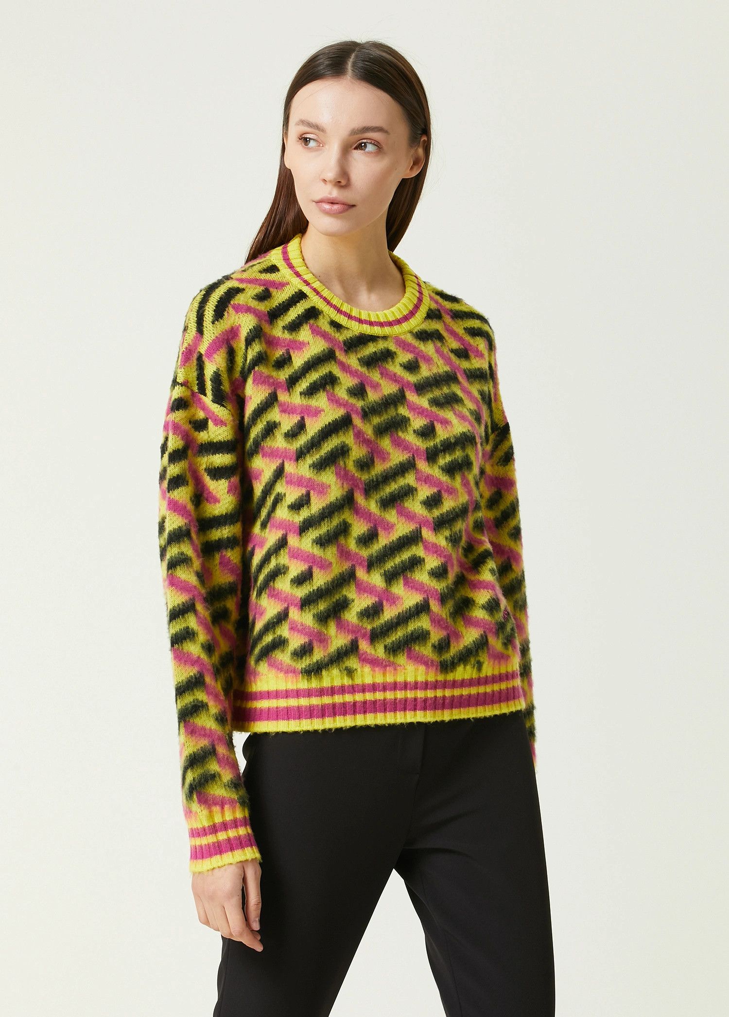 Versace VERSACE La Greca logo yellow pink black wool sweater 40 Size S / US 4 / IT 40 - 3 Thumbnail