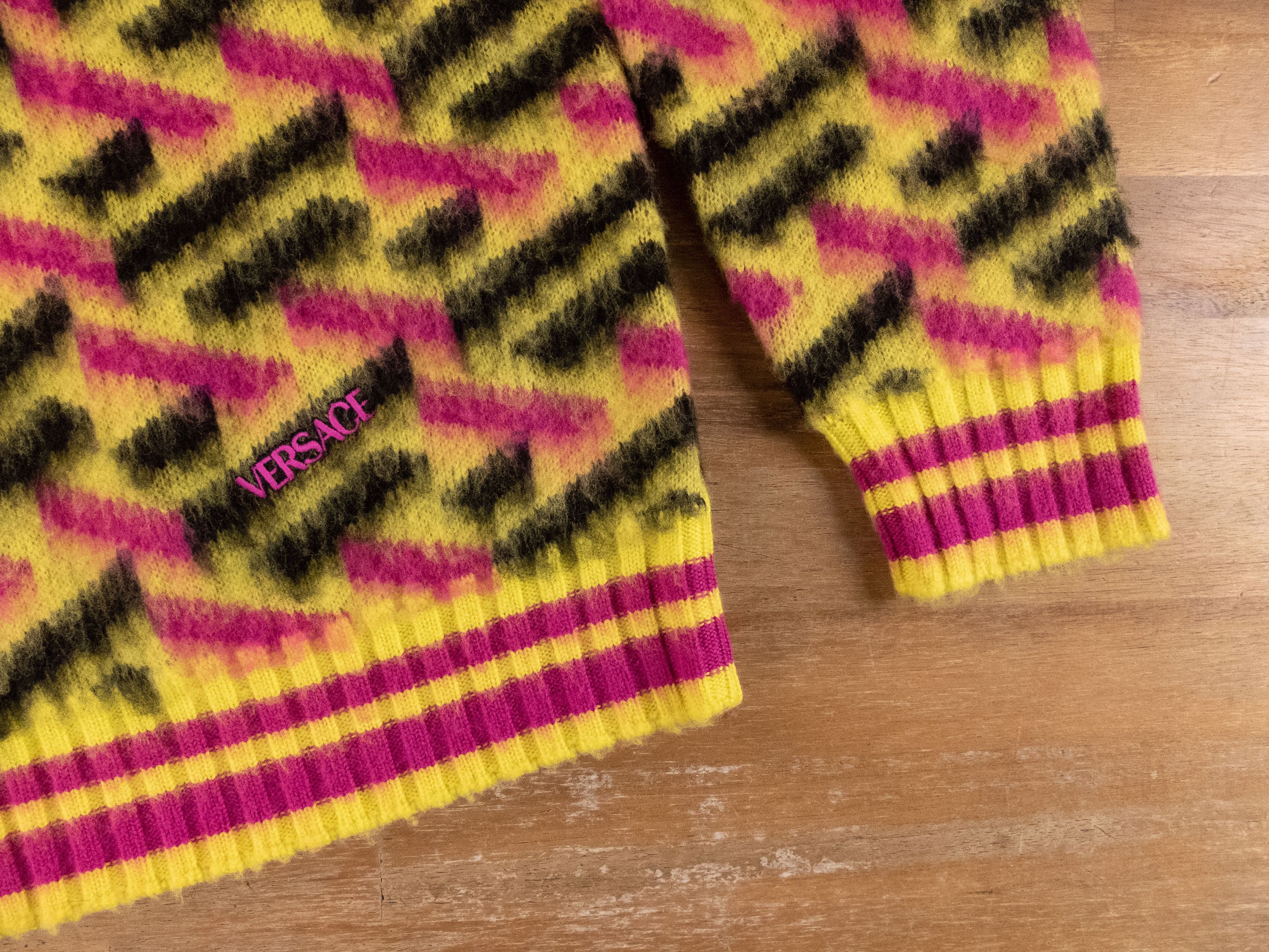 Versace VERSACE La Greca logo yellow pink black wool sweater 40 Size S / US 4 / IT 40 - 8 Thumbnail