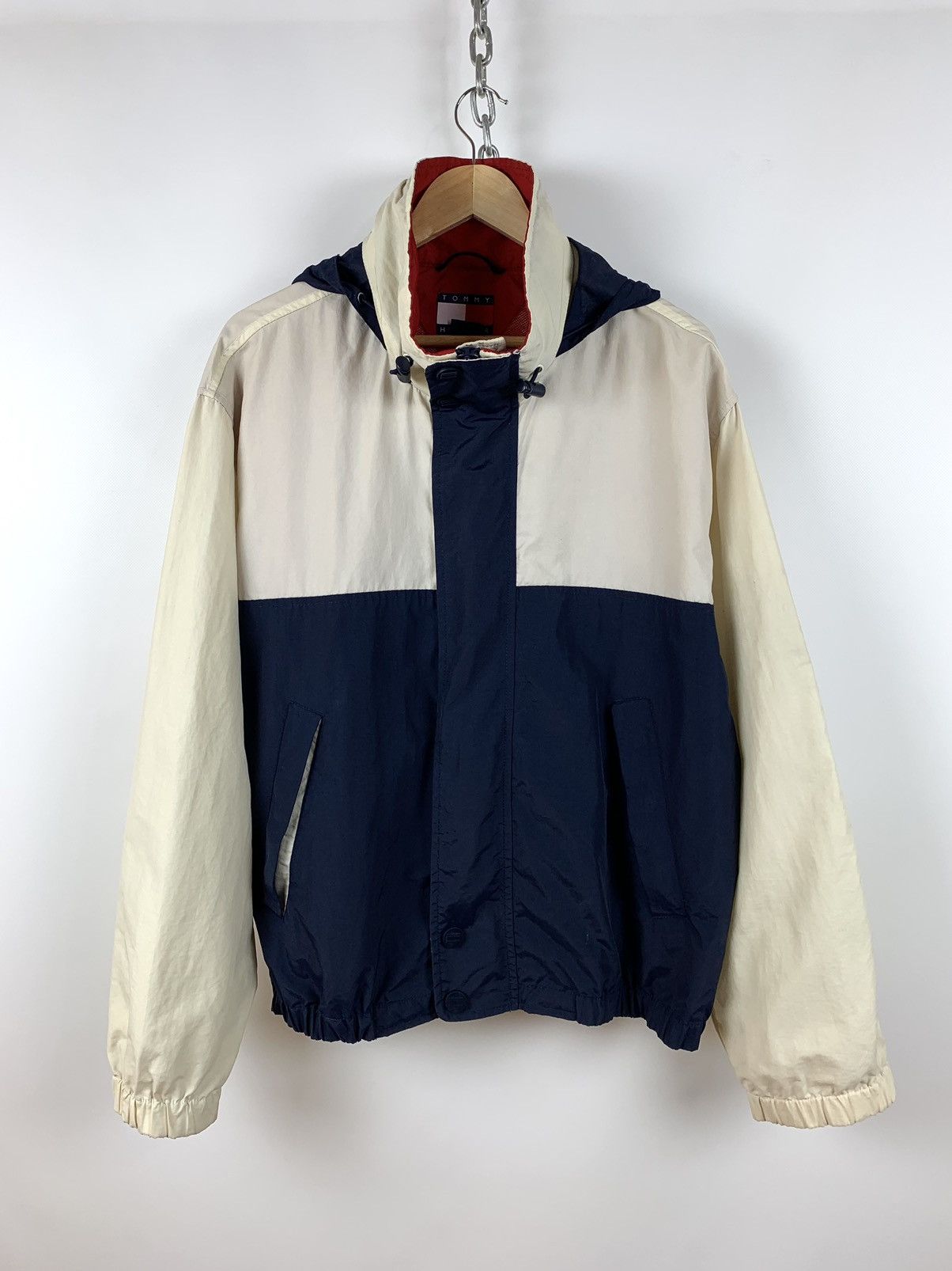 Tommy Hilfiger 90s Vintage Tommy Hilfiger Nylon Hooded Windbreaker Jacket Size US L / EU 52-54 / 3 - 4 Thumbnail