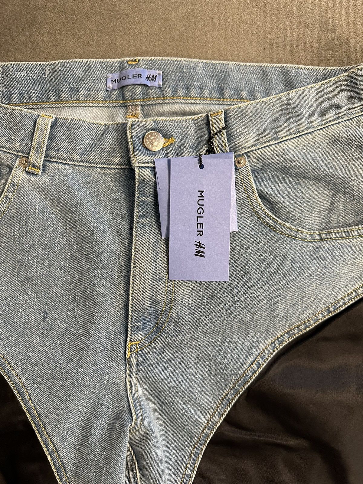 H&M × Mugler Mugler x H&M men’s blue spiral jeans Size US 32 / EU 48 - 3 Thumbnail