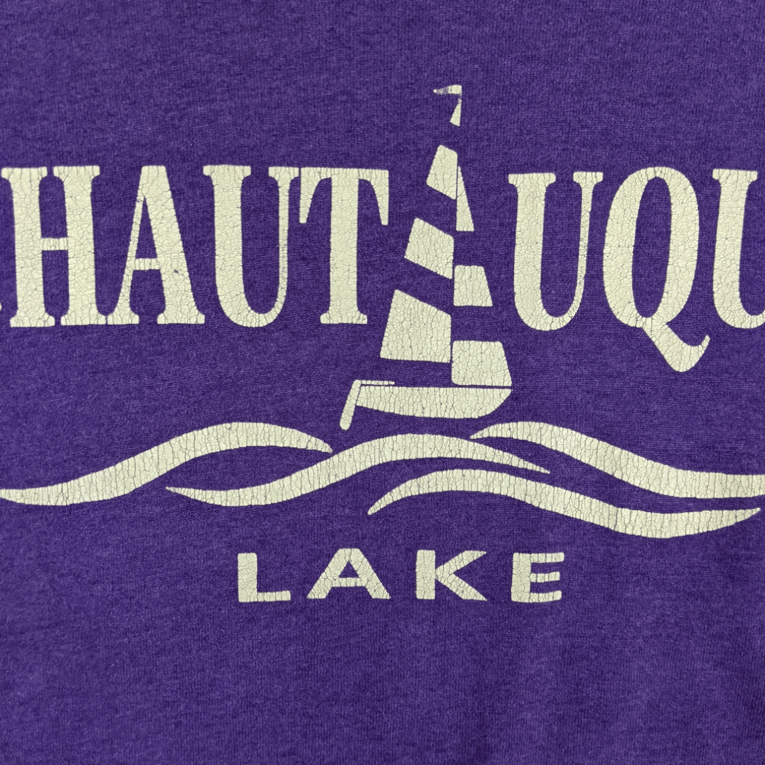 Fruit Of The Loom Vintage 80's CHAUTAUQUA Lake Graphic T-Shirt Single Stitches Size US L / EU 52-54 / 3 - 7 Thumbnail