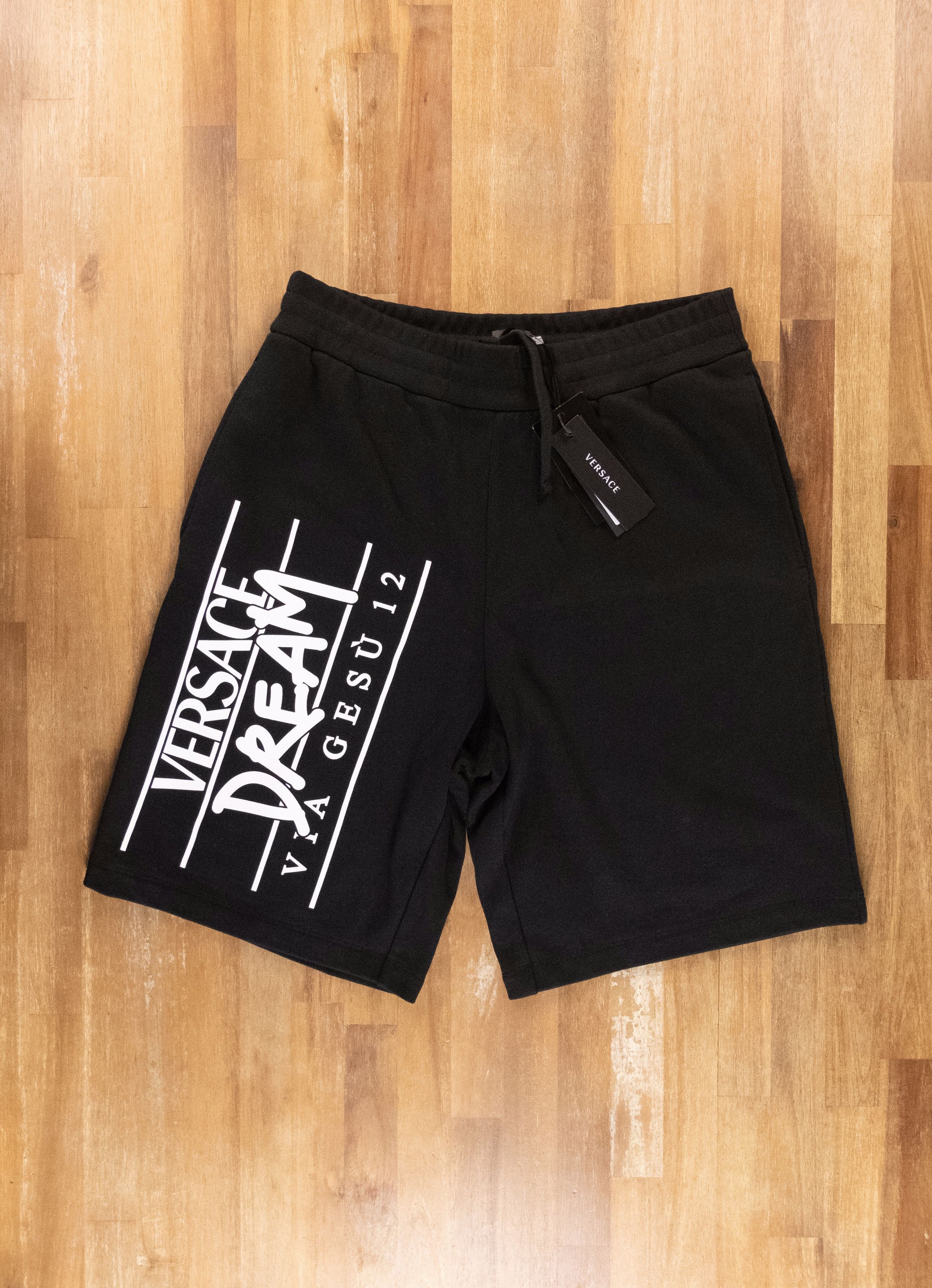 Versace VERSACE Dream Via Gesu logo black bermuda shorts Medium Size US 32 / EU 48 - 5 Thumbnail