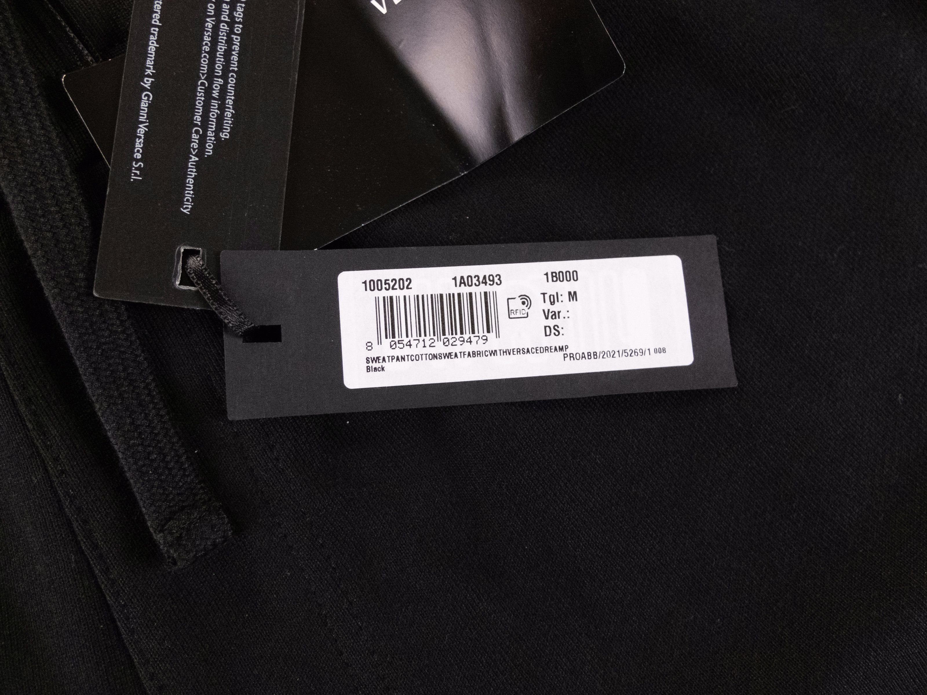 Versace VERSACE Dream Via Gesu logo black bermuda shorts Medium Size US 32 / EU 48 - 6 Thumbnail
