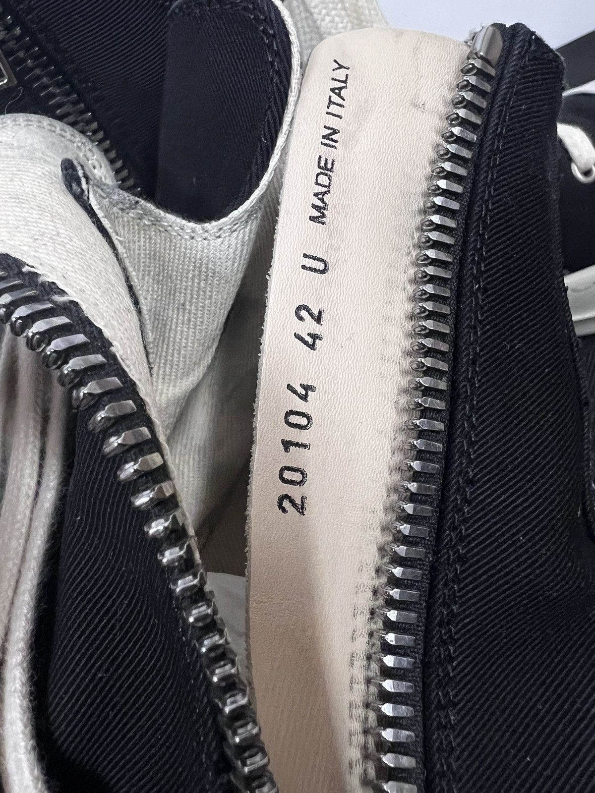 Rick Owens Drkshdw Rick owens drkshdw ramones high top sneakers sz42 Size US 9 / EU 42 - 9 Thumbnail