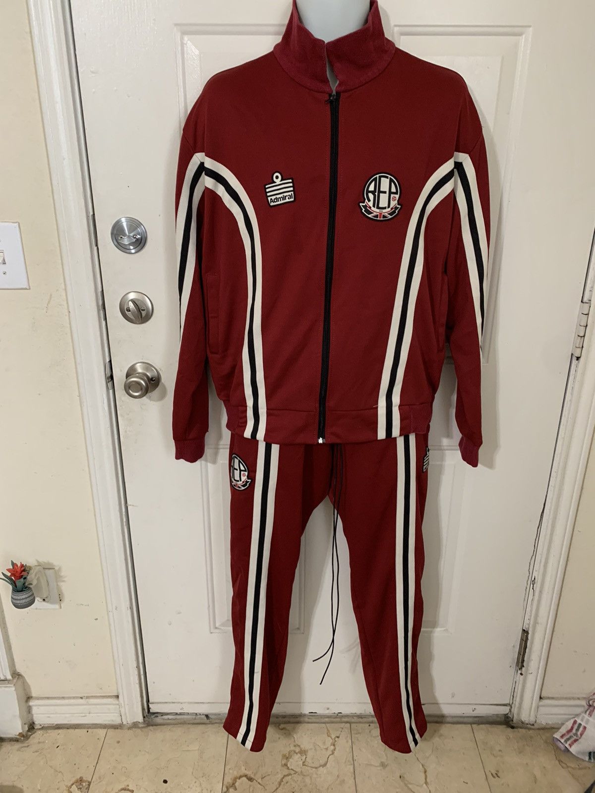 Admiral Track Suit Slim fit Sz XL