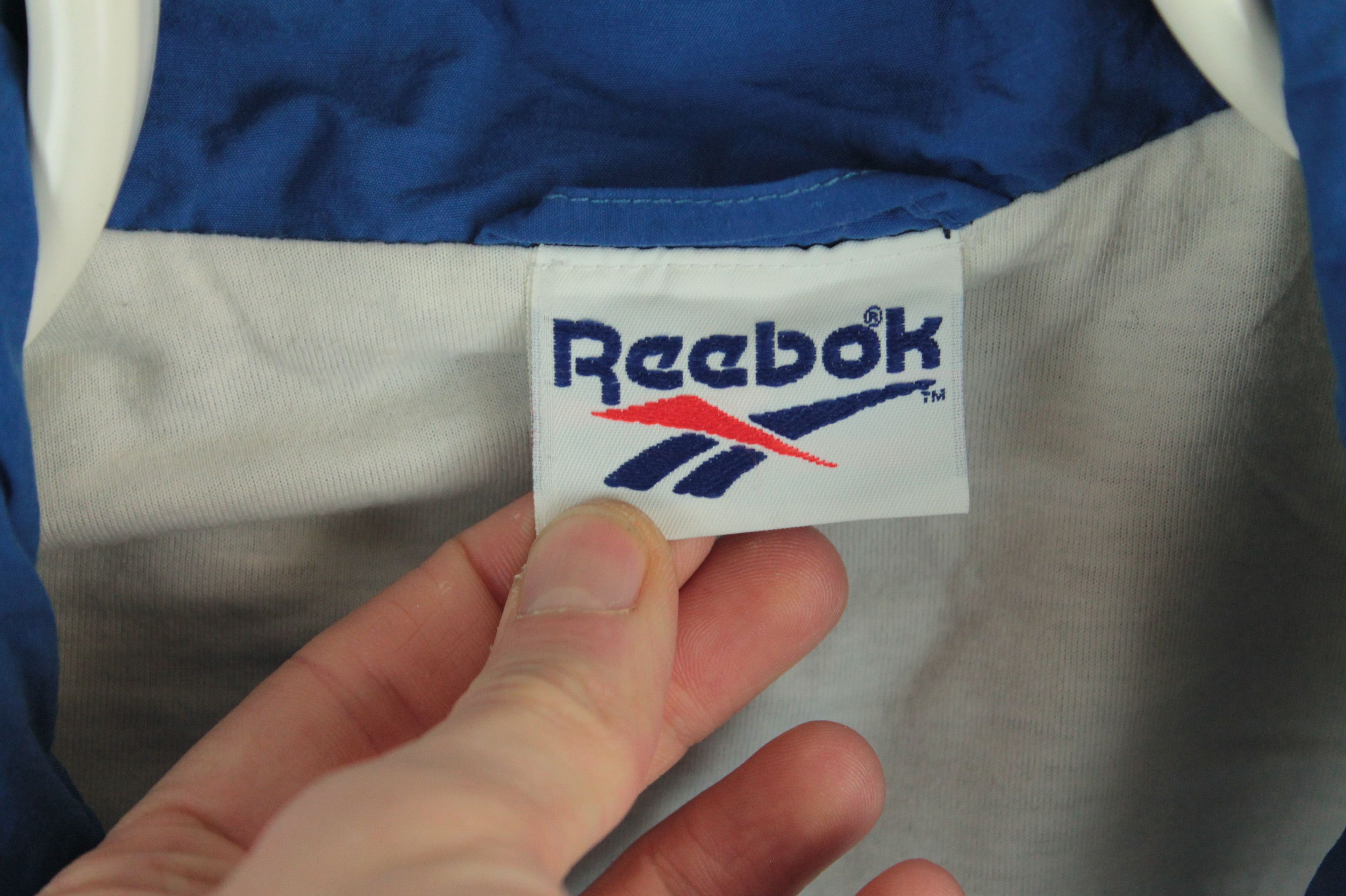 Reebok Vintage Reebok Windbreaker Jacket Size US L / EU 52-54 / 3 - 4 Thumbnail