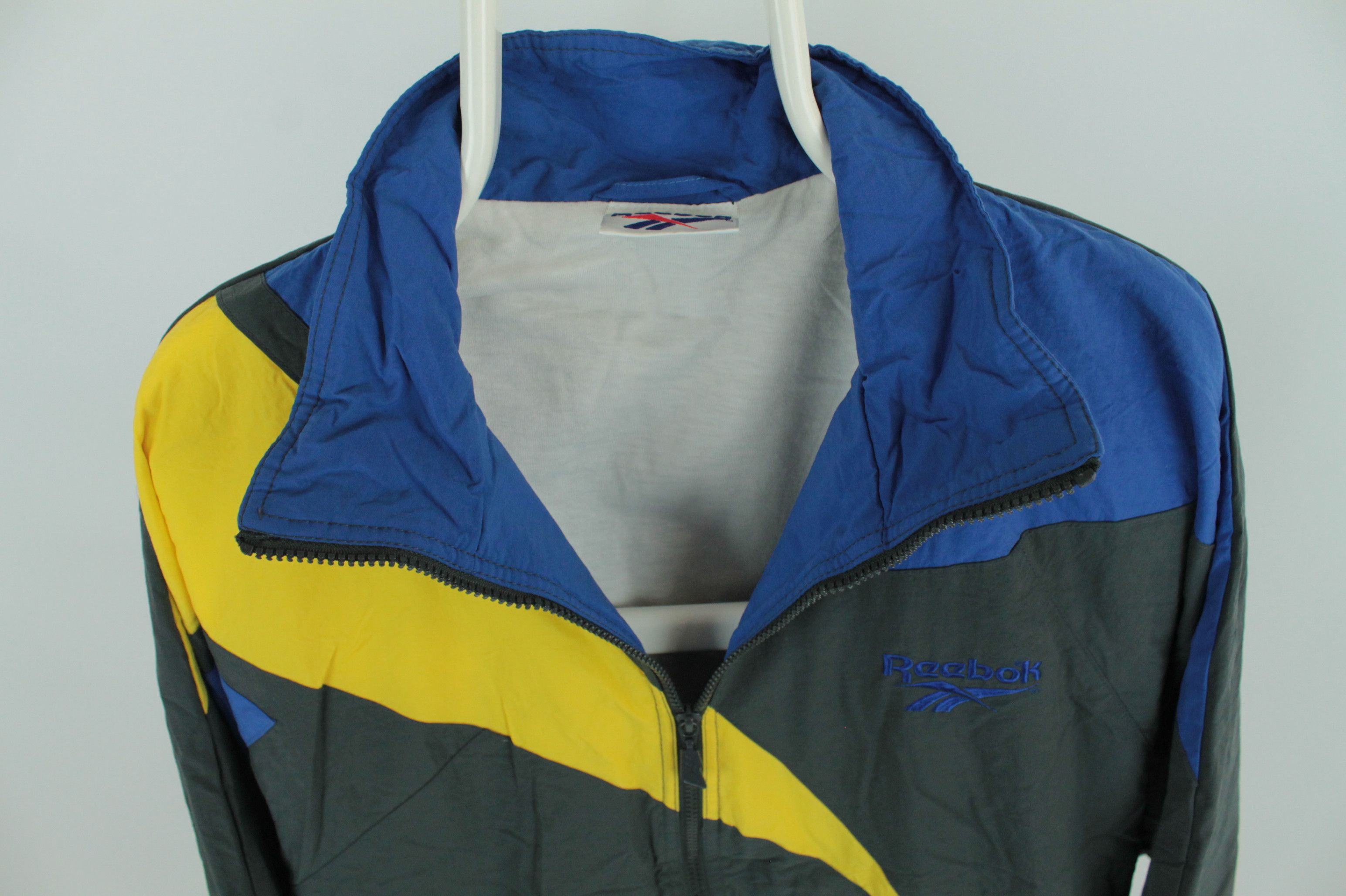 Reebok Vintage Reebok Windbreaker Jacket Size US L / EU 52-54 / 3 - 3 Thumbnail