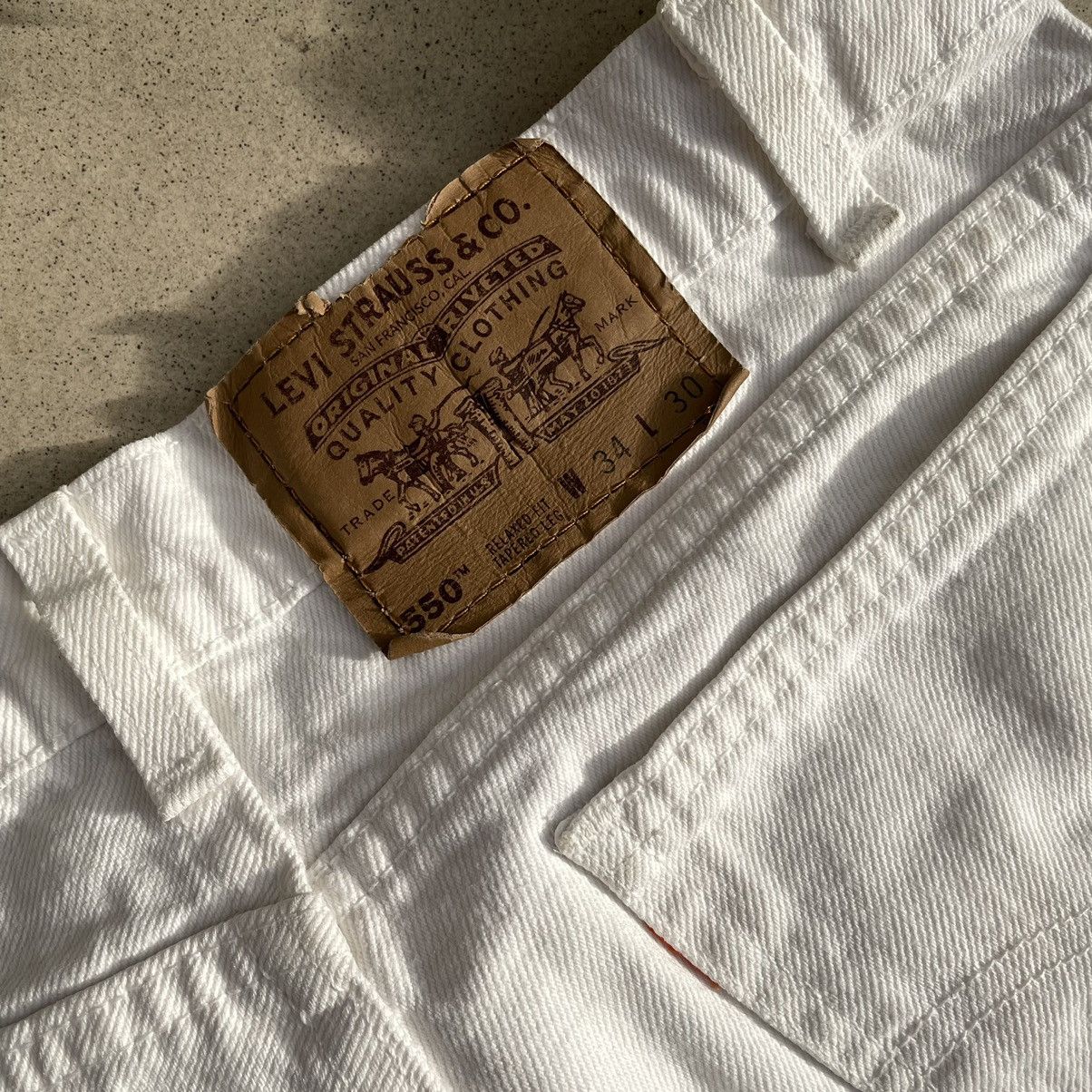Levi's Vintage Levis 550 White Denim Jeans Size US 34 / EU 50 - 7 Thumbnail