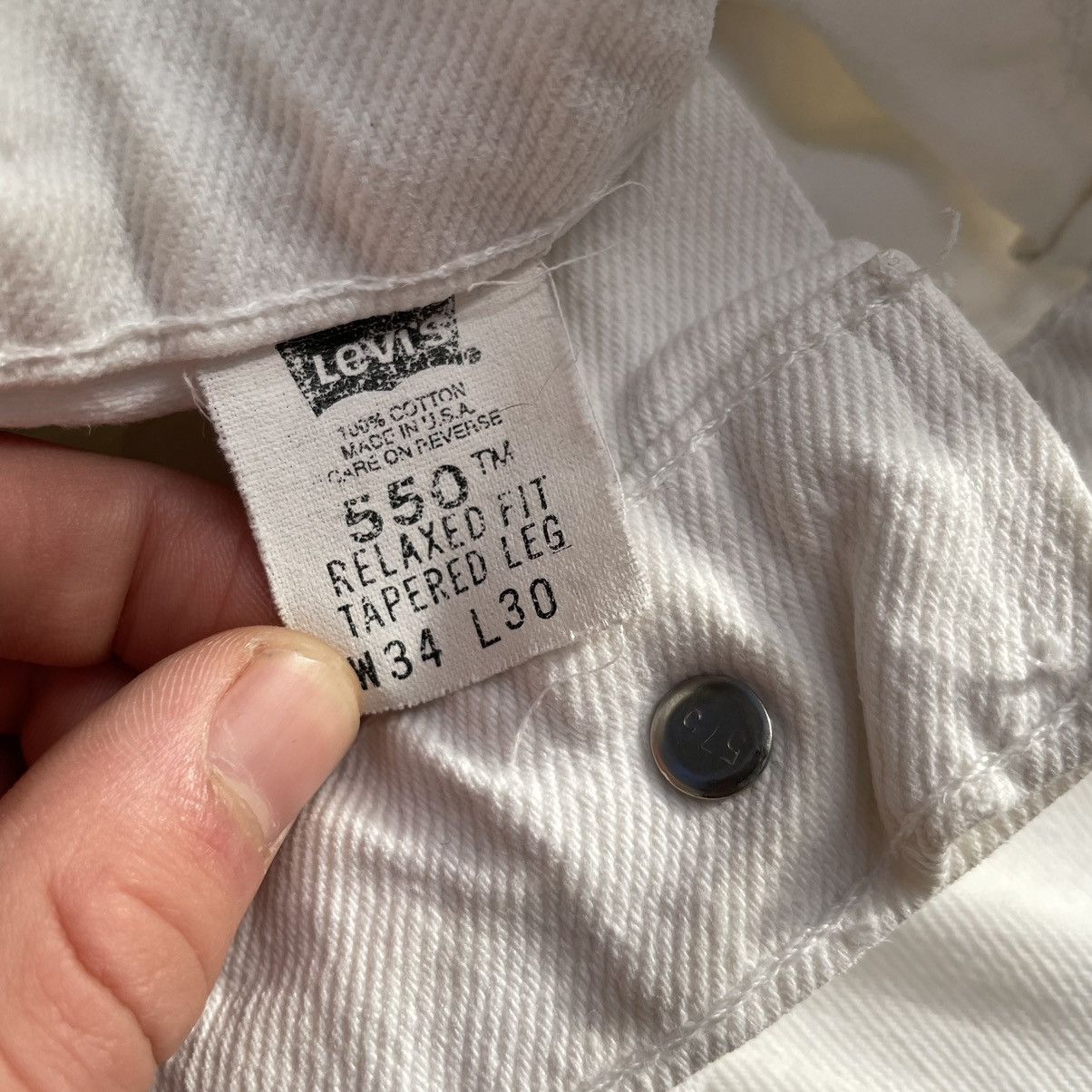 Levi's Vintage Levis 550 White Denim Jeans Size US 34 / EU 50 - 10 Thumbnail