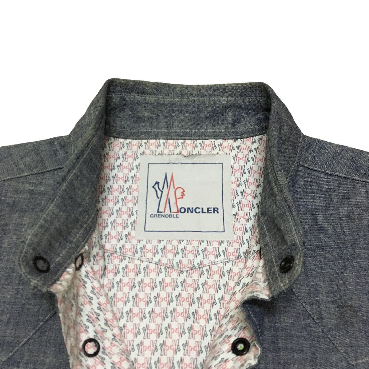 Designer × Moncler Rare Design Brand Moncler Shirt 2000s Size US M / EU 48-50 / 2 - 8 Thumbnail