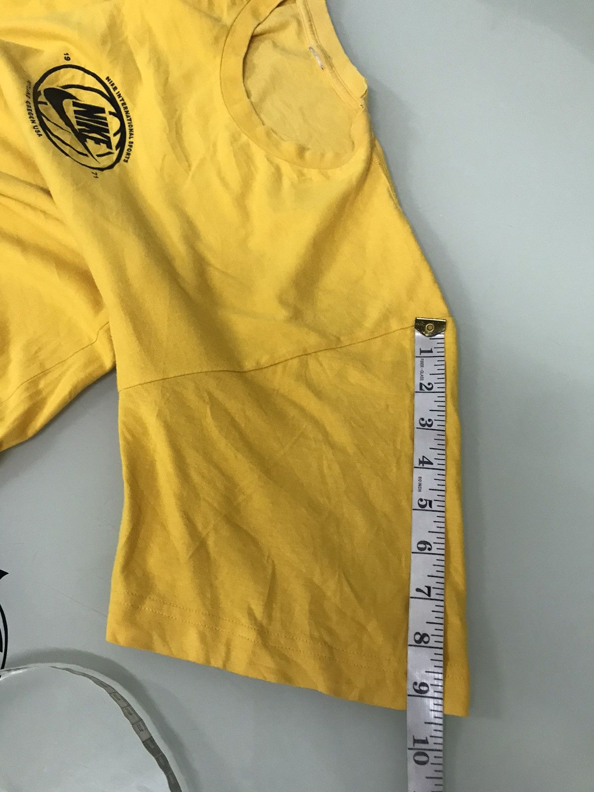 Nike Vintage Nike International Sport Center Logo Tees Size US L / EU 52-54 / 3 - 17 Thumbnail